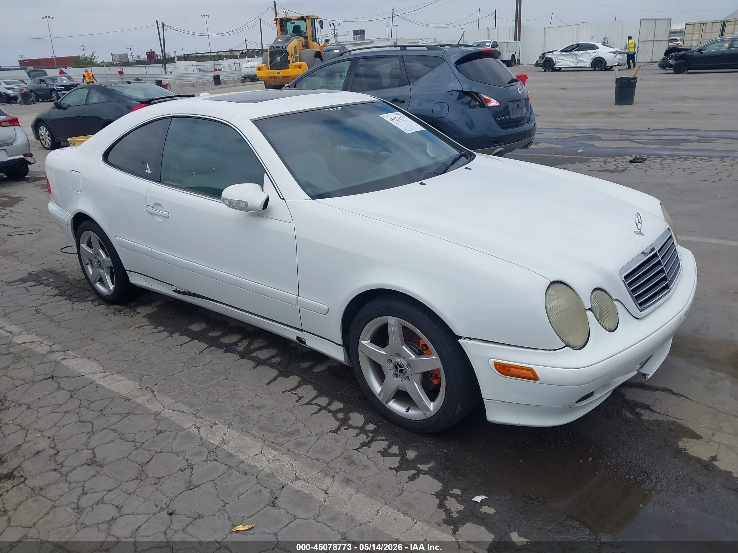 2000 Mercedes-Benz CLK 320/430, VIN WDBLJ65G9YF152630 — All over