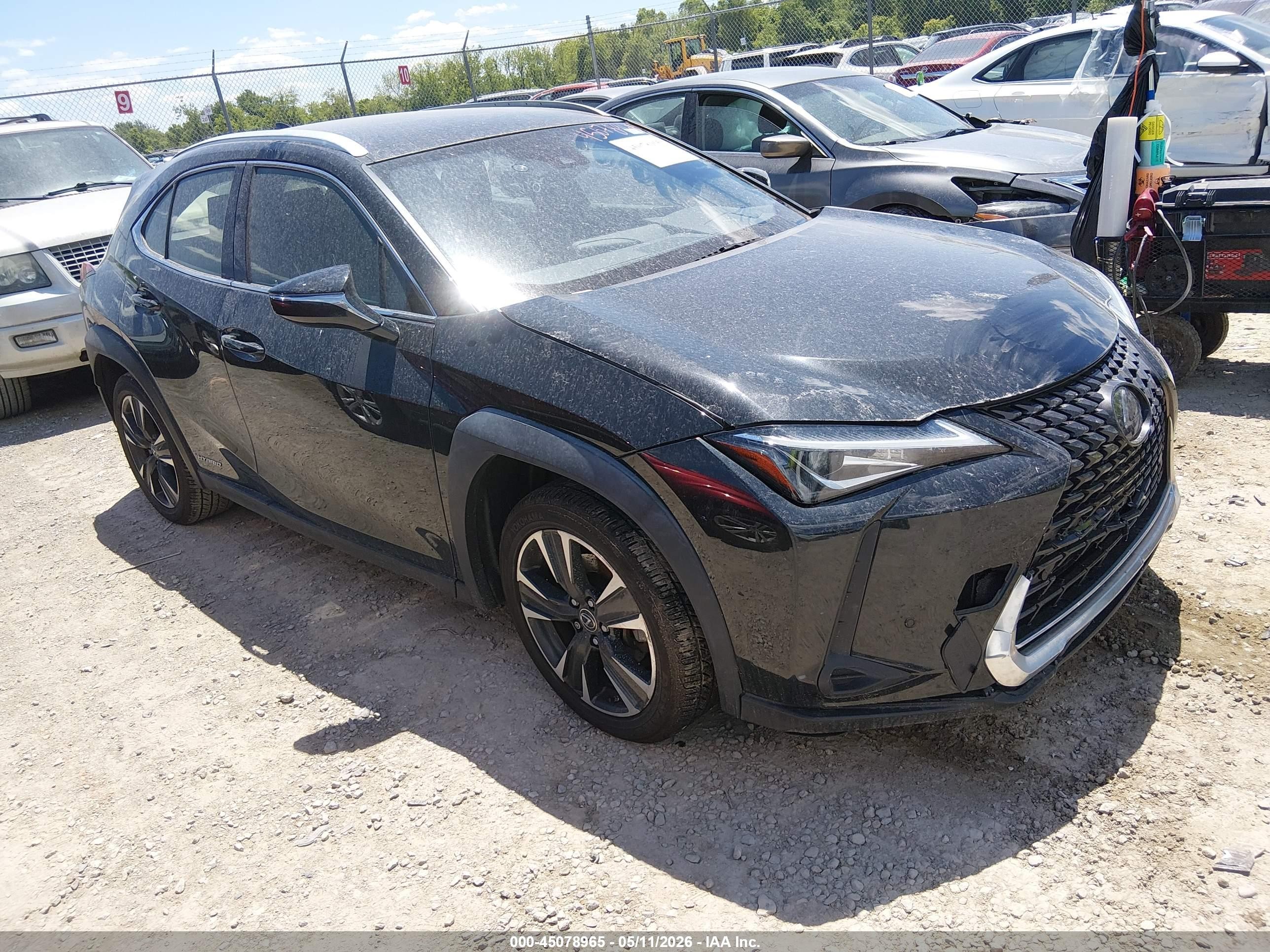 2020 Lexus UX 250h, VIN JTHX9JBH0L2027123 — Зад