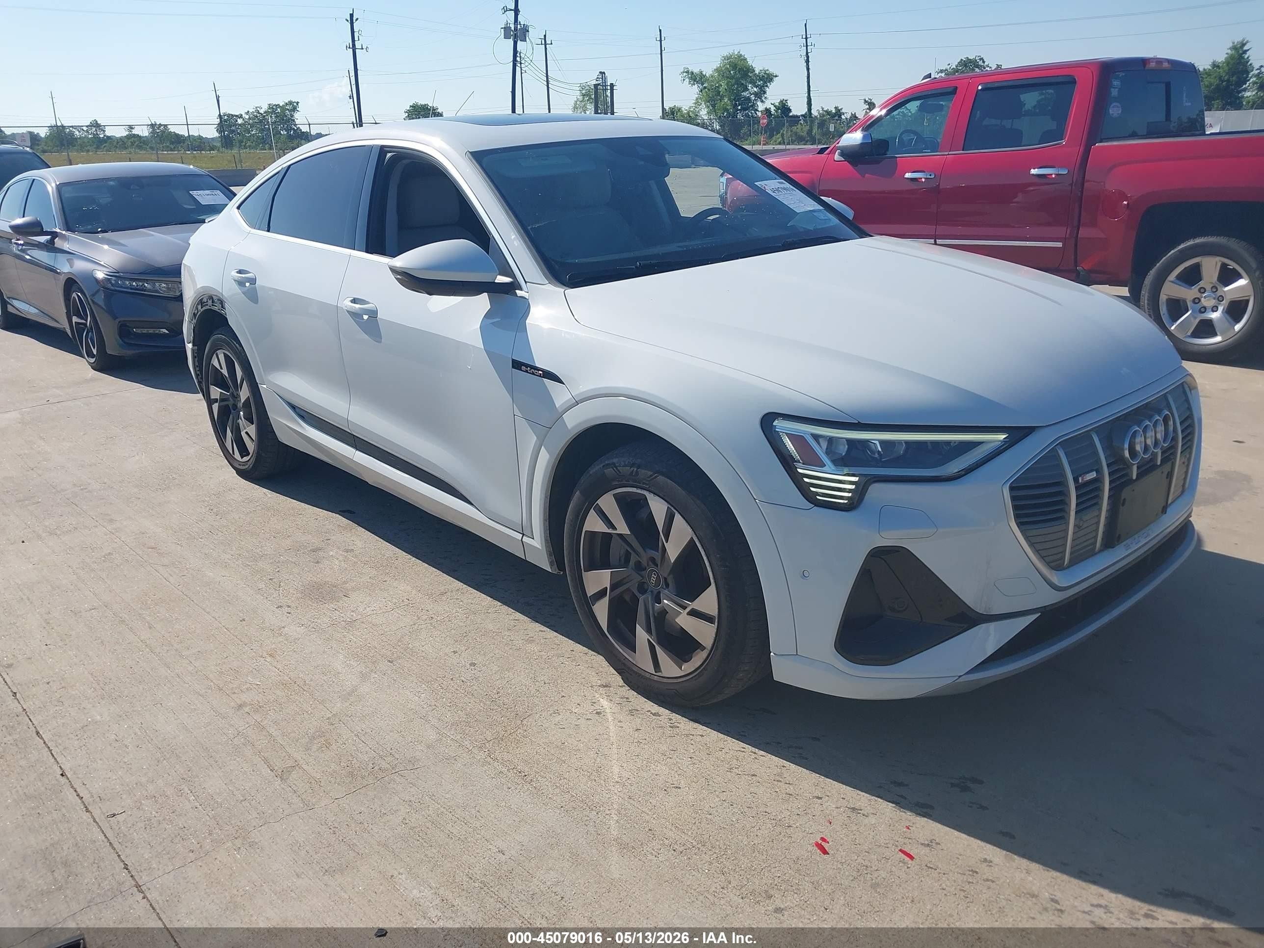 2021 Audi e-tron Sportback Prestige, VIN WA13AAGE6MB038323 — Rear end