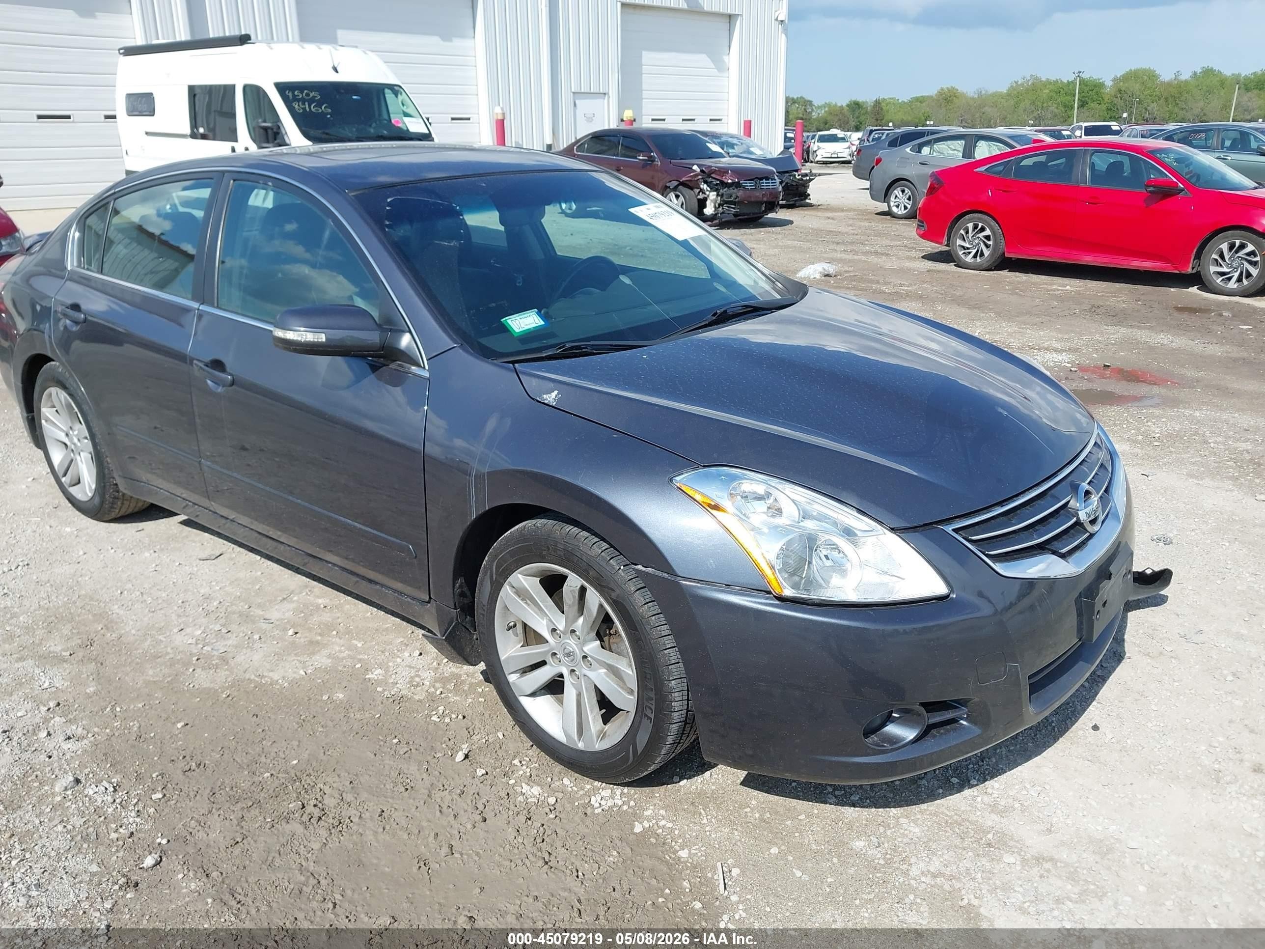 2012 Nissan Altima SR, VIN 1N4BL2AP0CC223168 — Front end