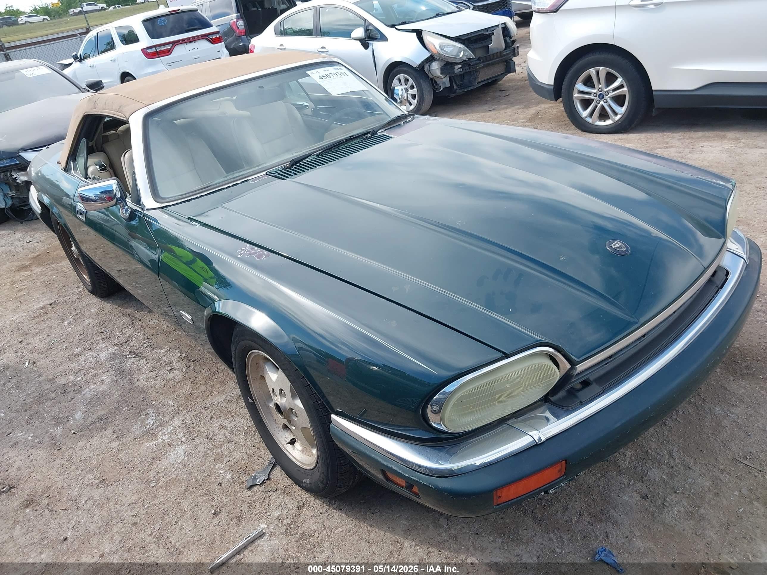 1995 Jaguar XJS, VIN SAJNX2749SC196318 — Side
