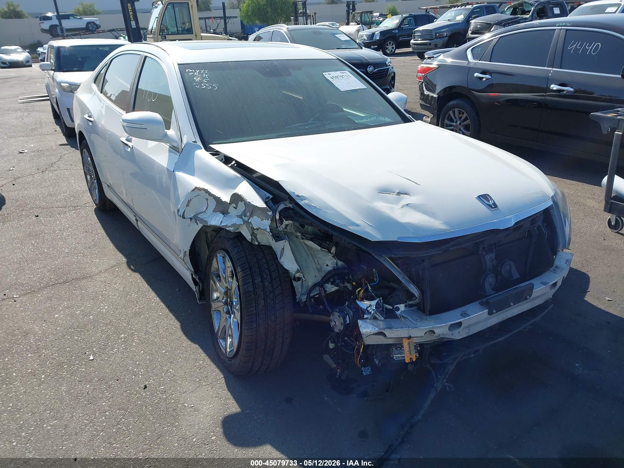 2012 Hyundai Equus Signature, VIN KMHGH4JH1CU052555 — Front end