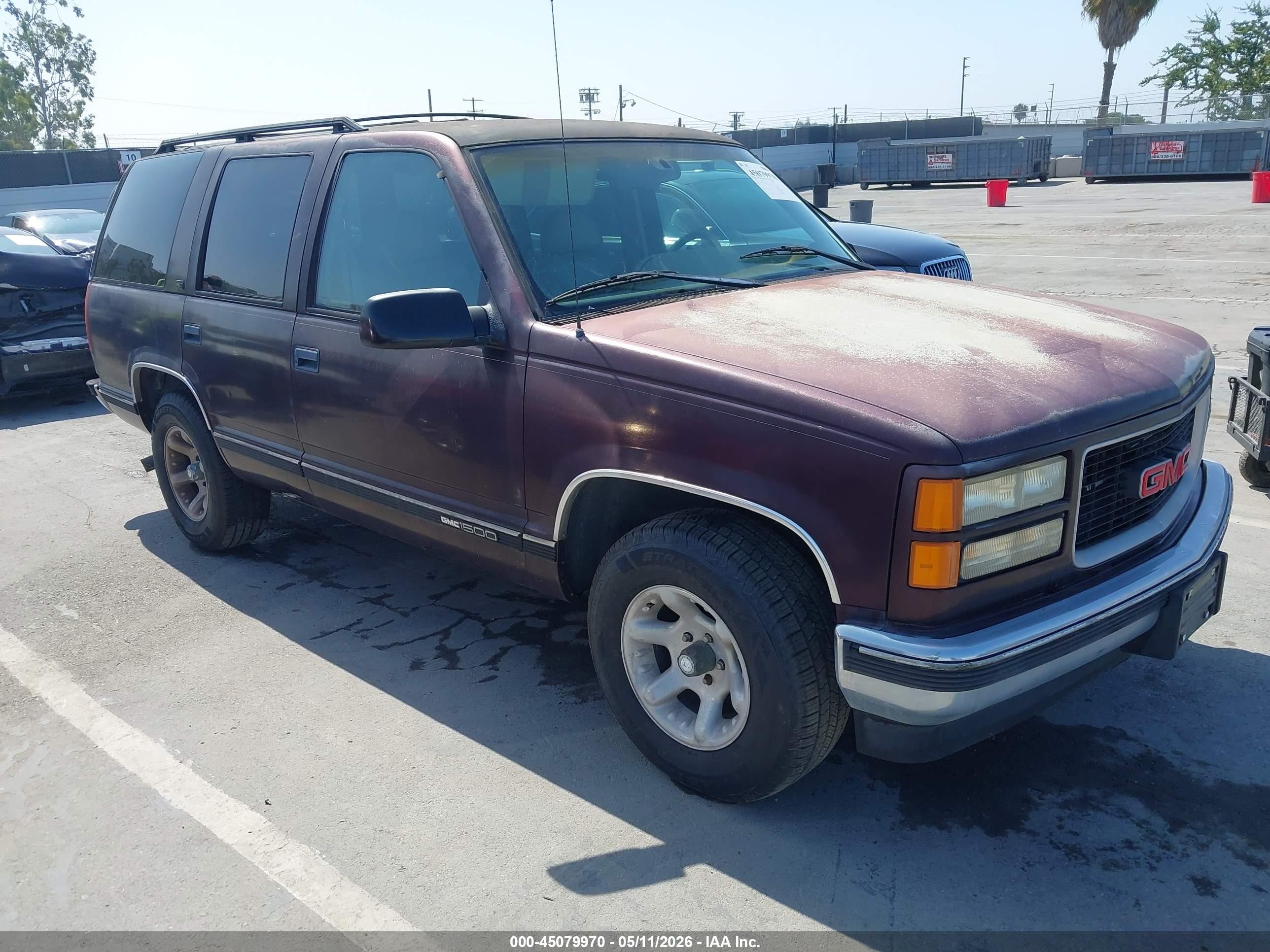 1996 GMC Yukon, VIN 1GKEC13R0TJ707003 — All over