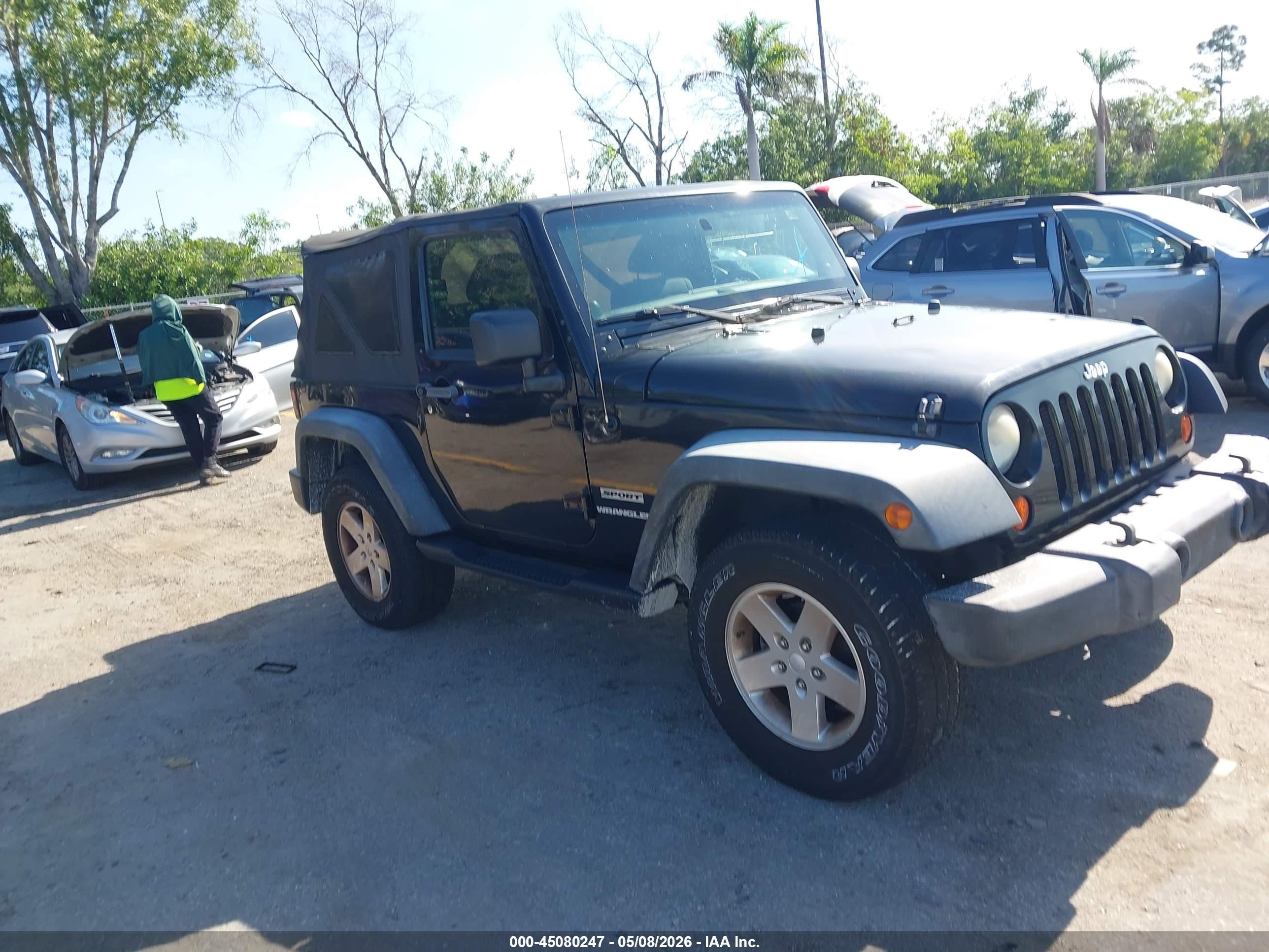 2012 Jeep Wrangler Sport, VIN 1C4AJWAG7CL134801 — Normal wear