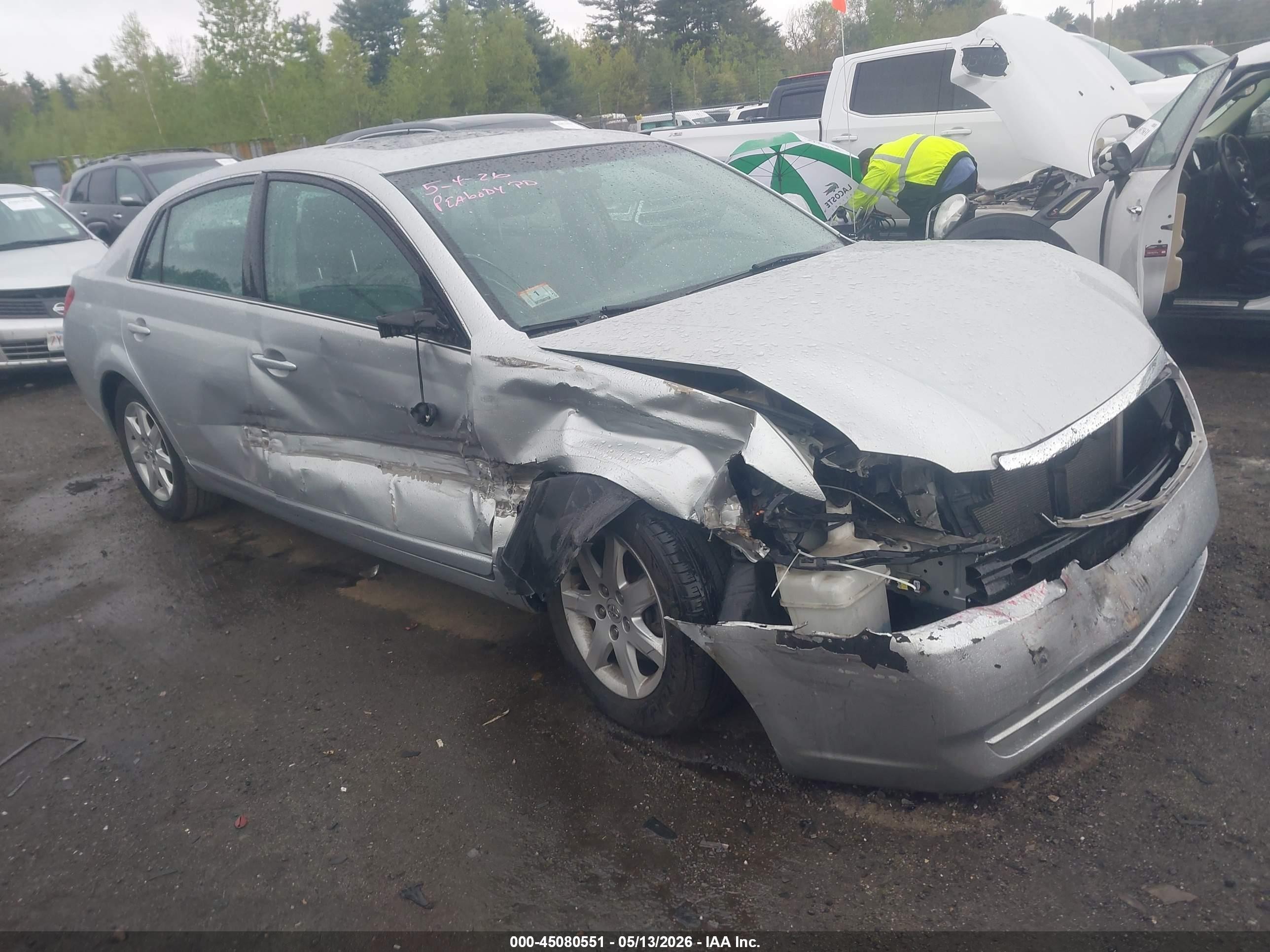 2006 Toyota Avalon XL, VIN 4T1BK36B66U125126 — Side