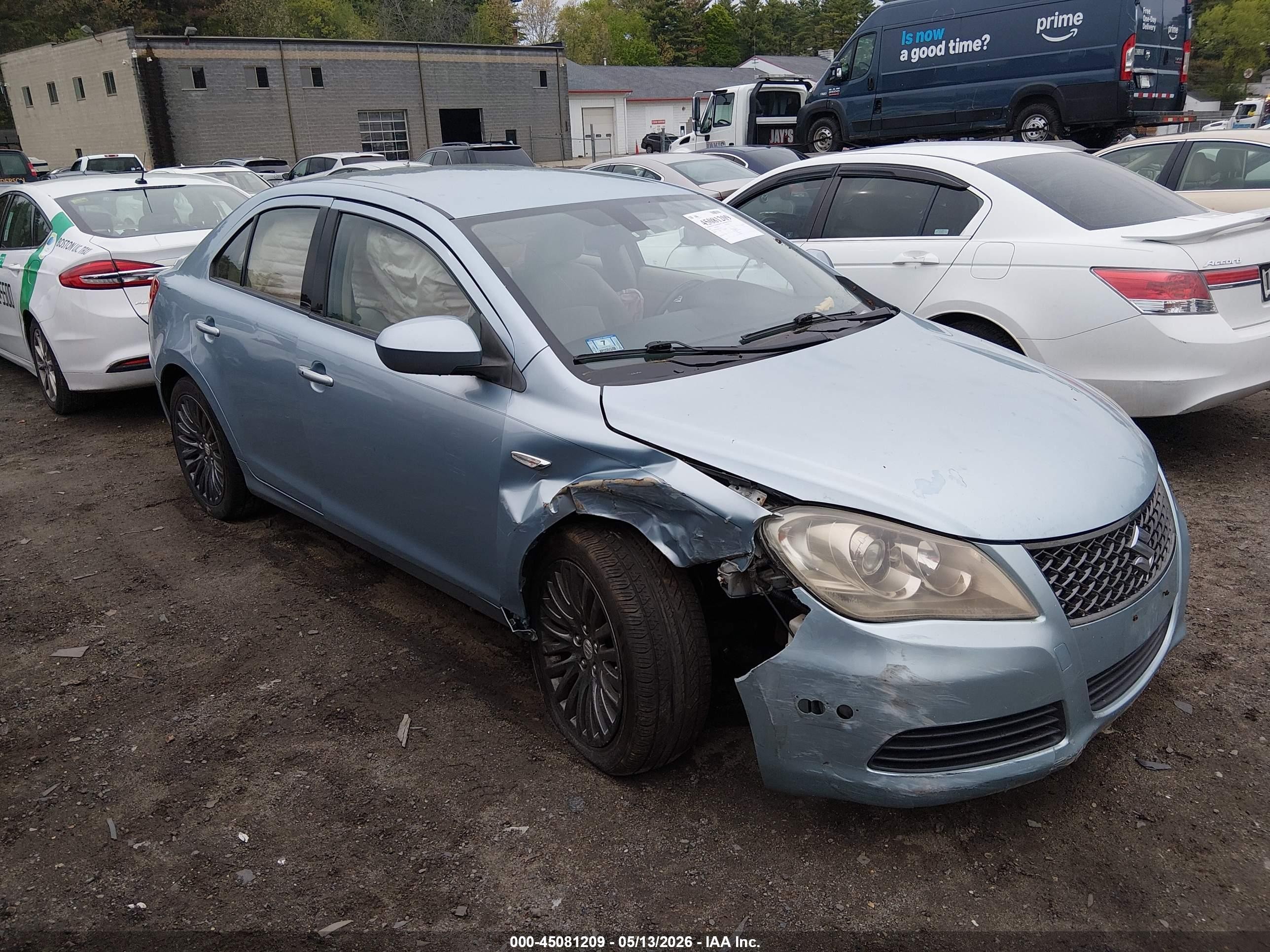 2011 Suzuki Kizashi SE, VIN JS2RF9A3XB6111082 — Front end