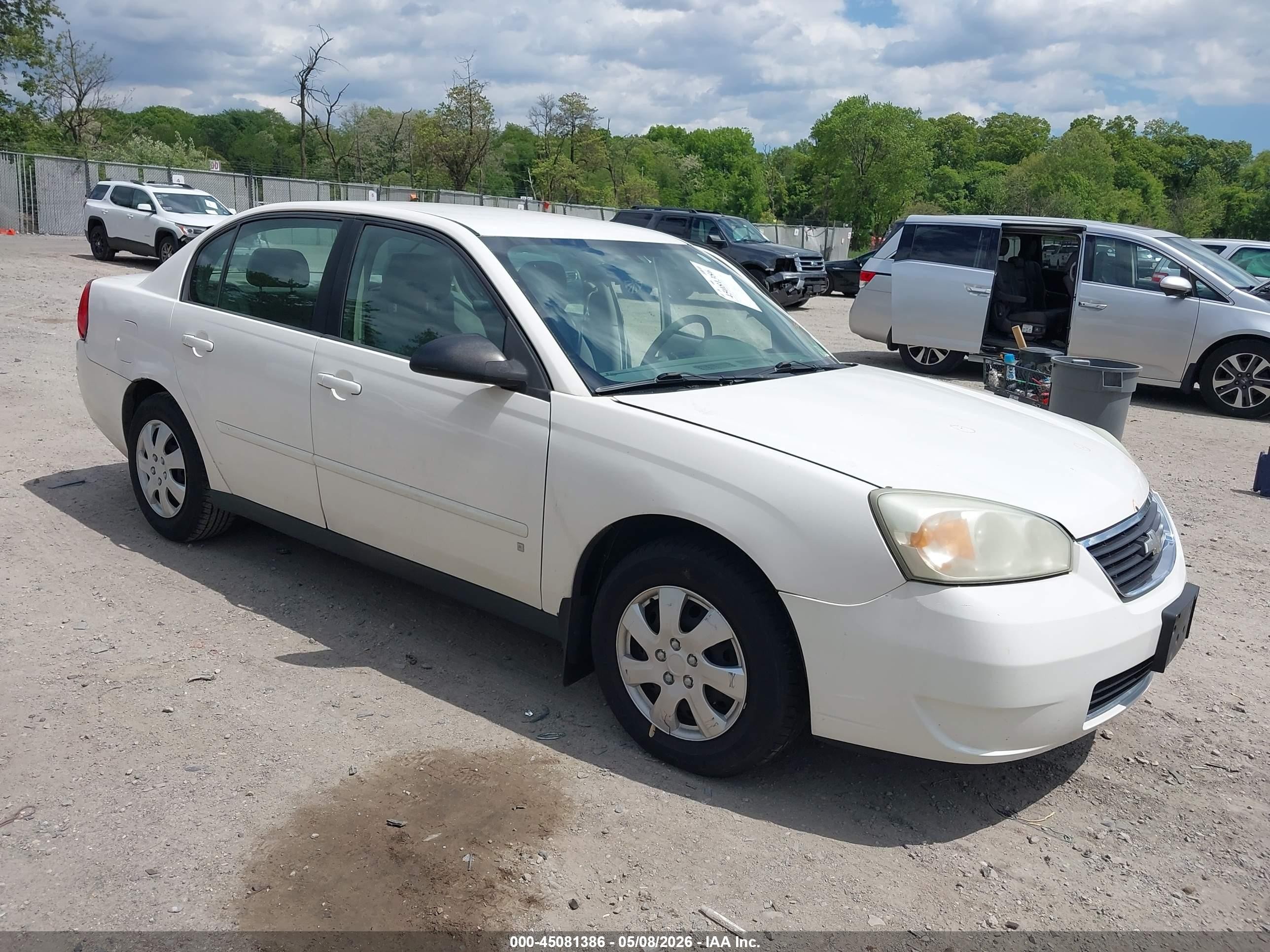 2008 Chevrolet Malibu Classic LS 1FL, VIN 1G1ZS58F38F141007 — Side