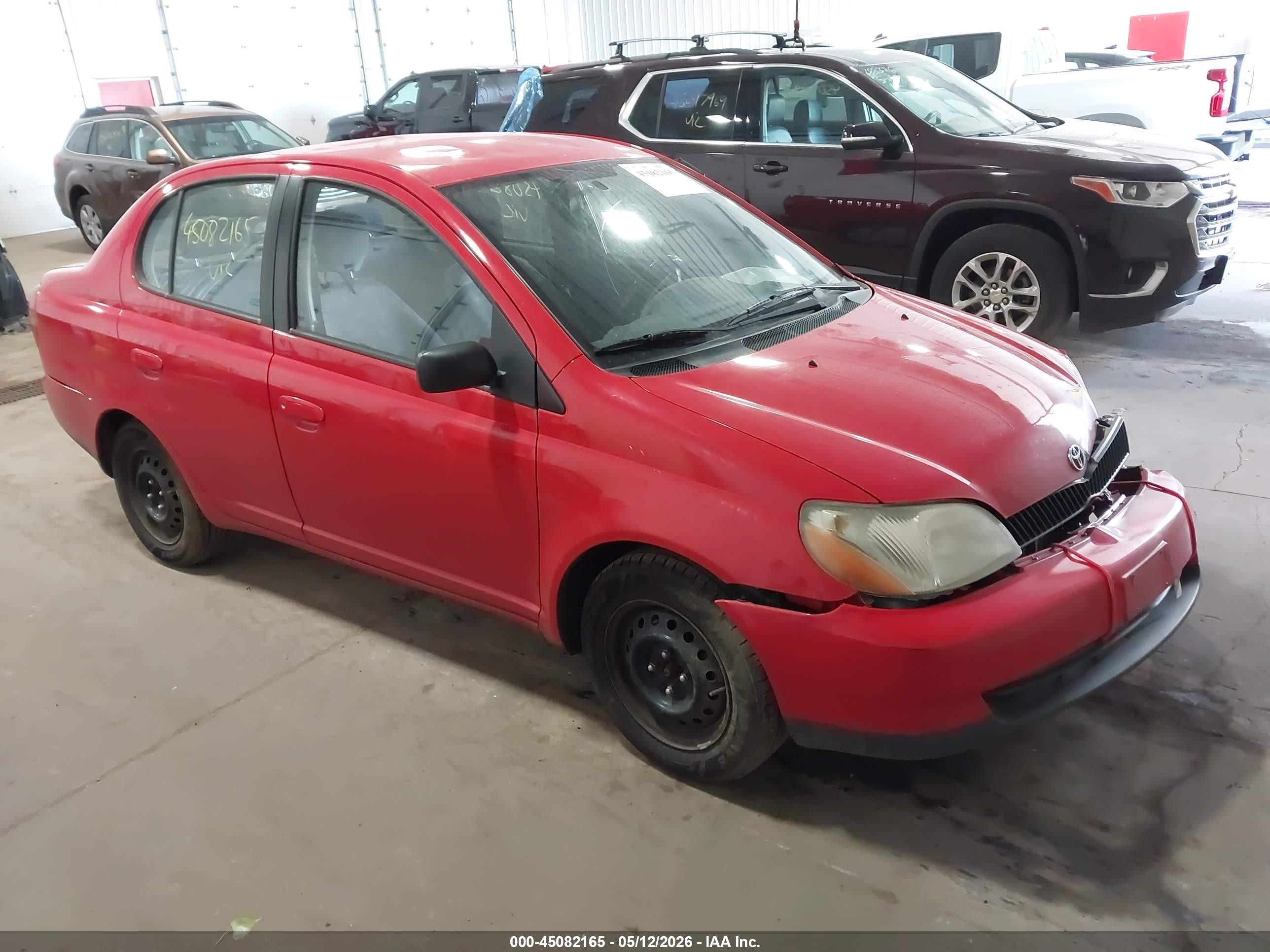 2002 Toyota ECHO, VIN JTDBT123020248331 — Front end