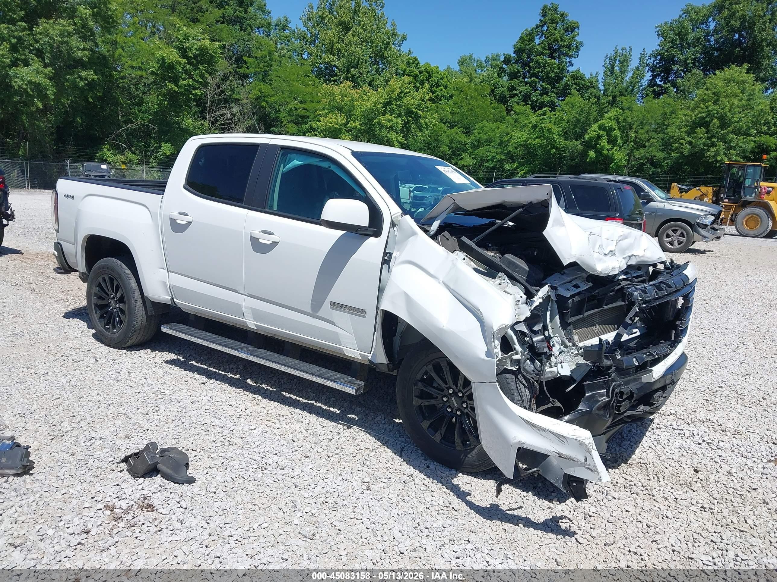 2022 GMC Canyon 4WD Elevation, VIN 1GTG6CEN9N1237672 — Front end