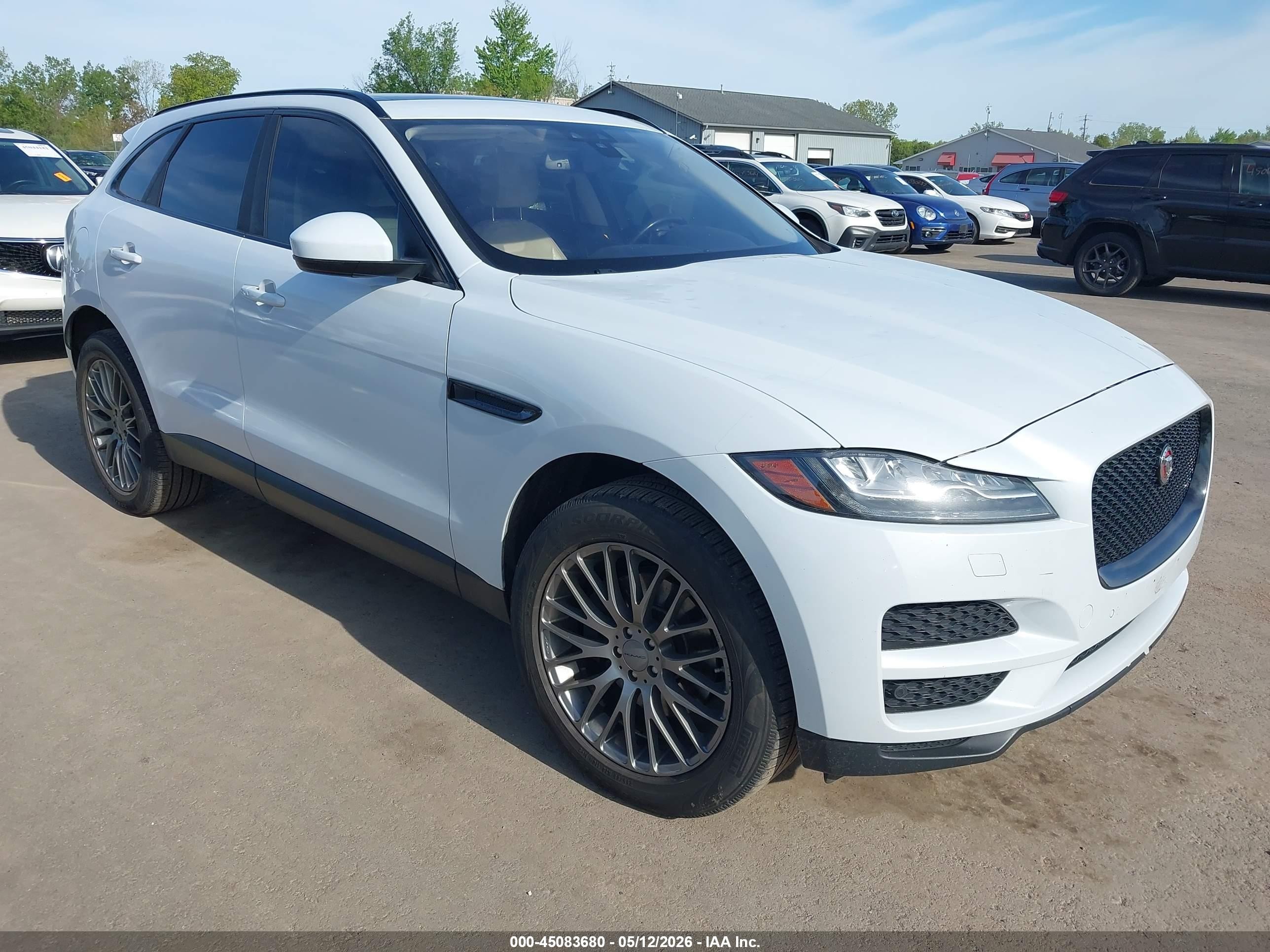 2017 Jaguar F-Pace 35t Prestige, VIN SADCK2BV0HA096265 — Град