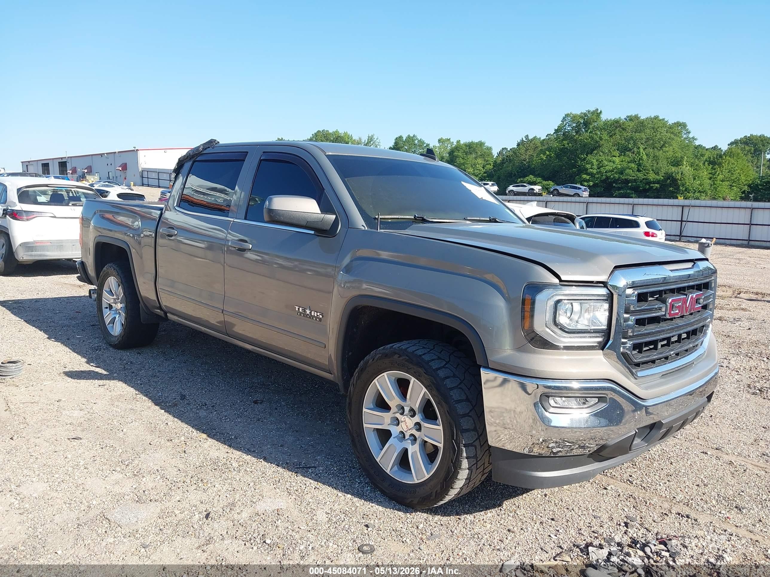 2017 GMC Sierra 1500 SLE, VIN 3GTP1MEC4HG311315 — Interior fire