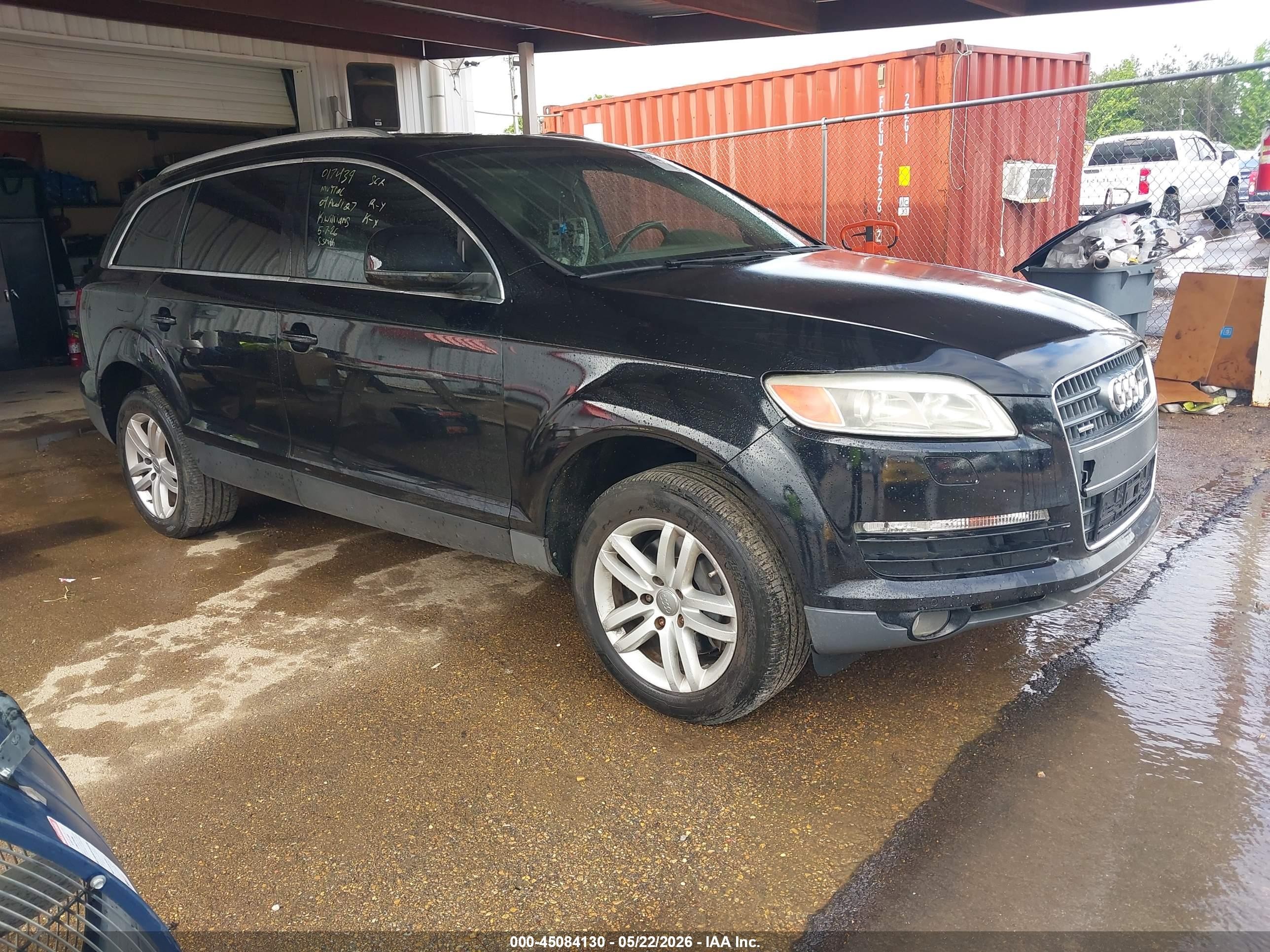 2009 Audi Q7, VIN WA1AY74L29D017439 — Перед
