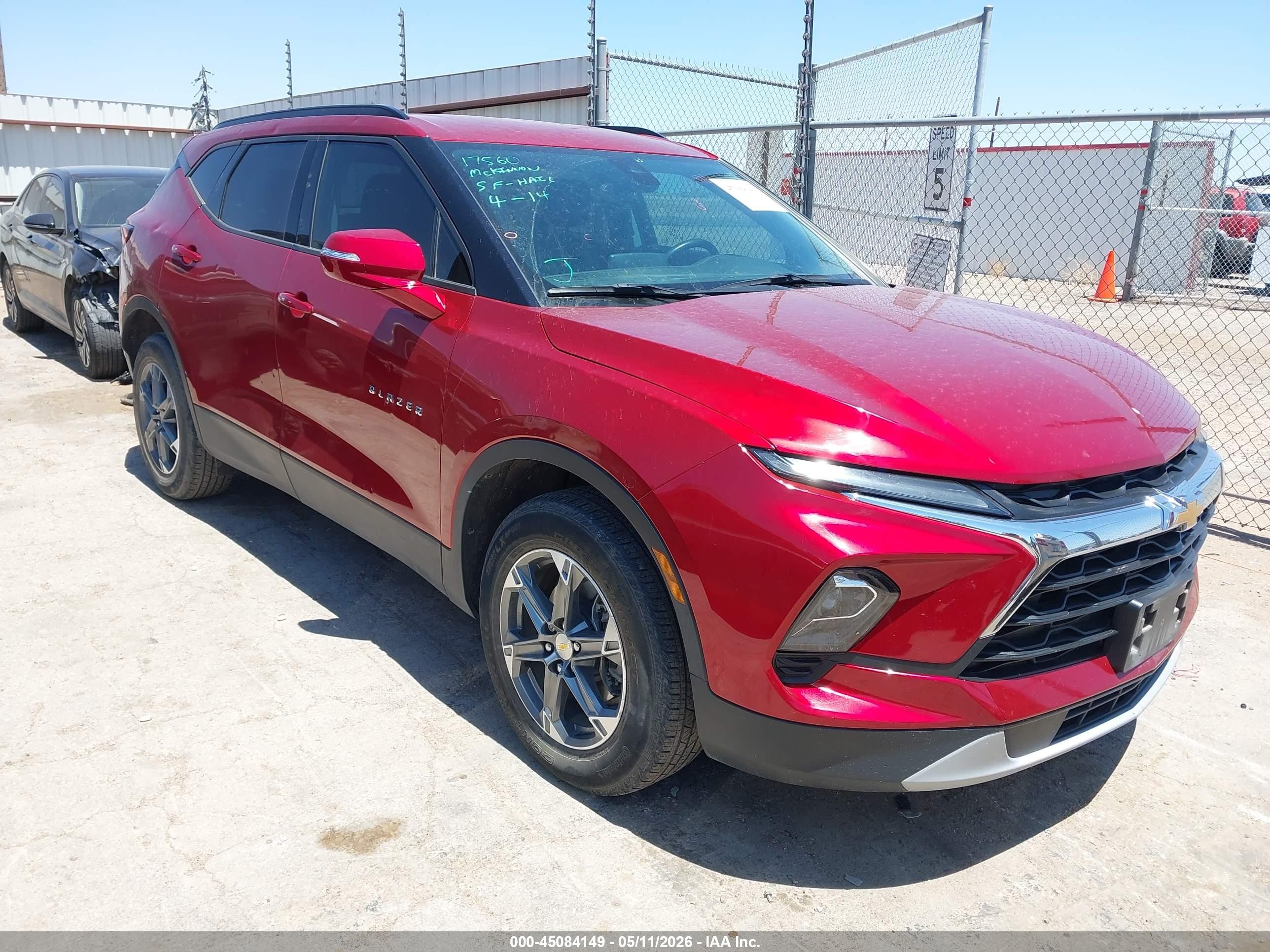 2023 Chevrolet Blazer LT, VIN 3GNKBDR4XPS175088 — Град