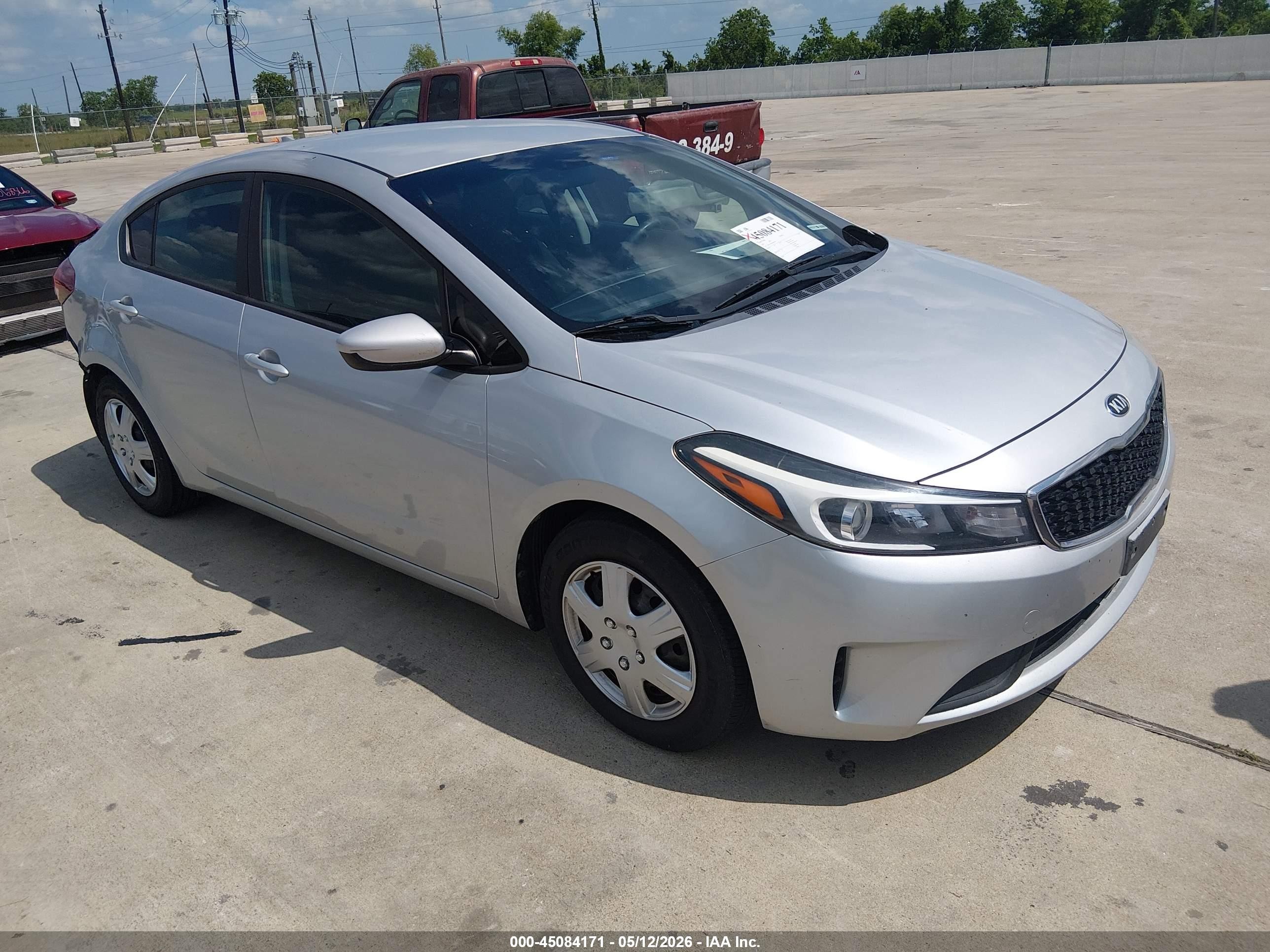 2017 Kia Forte LX, VIN 3KPFK4A76HE046734 — Rear end