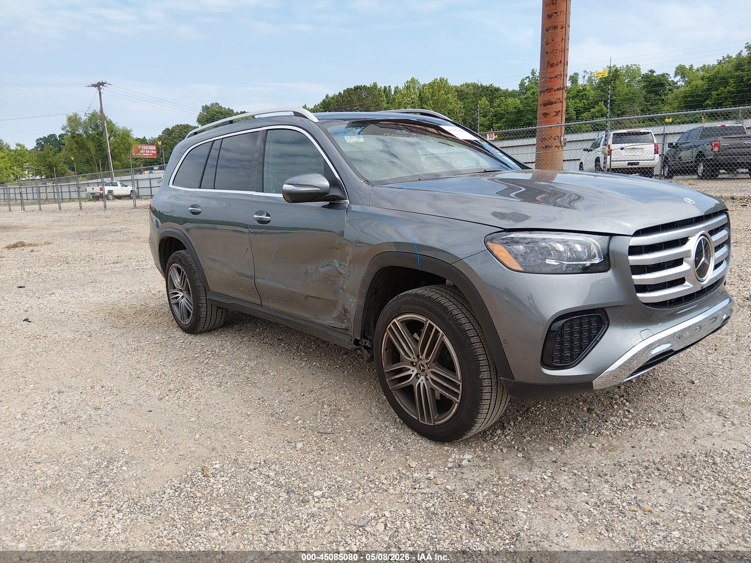 2026 Mercedes-Benz GLS 450, VIN 4JGFF5KE9TB636550 — Side