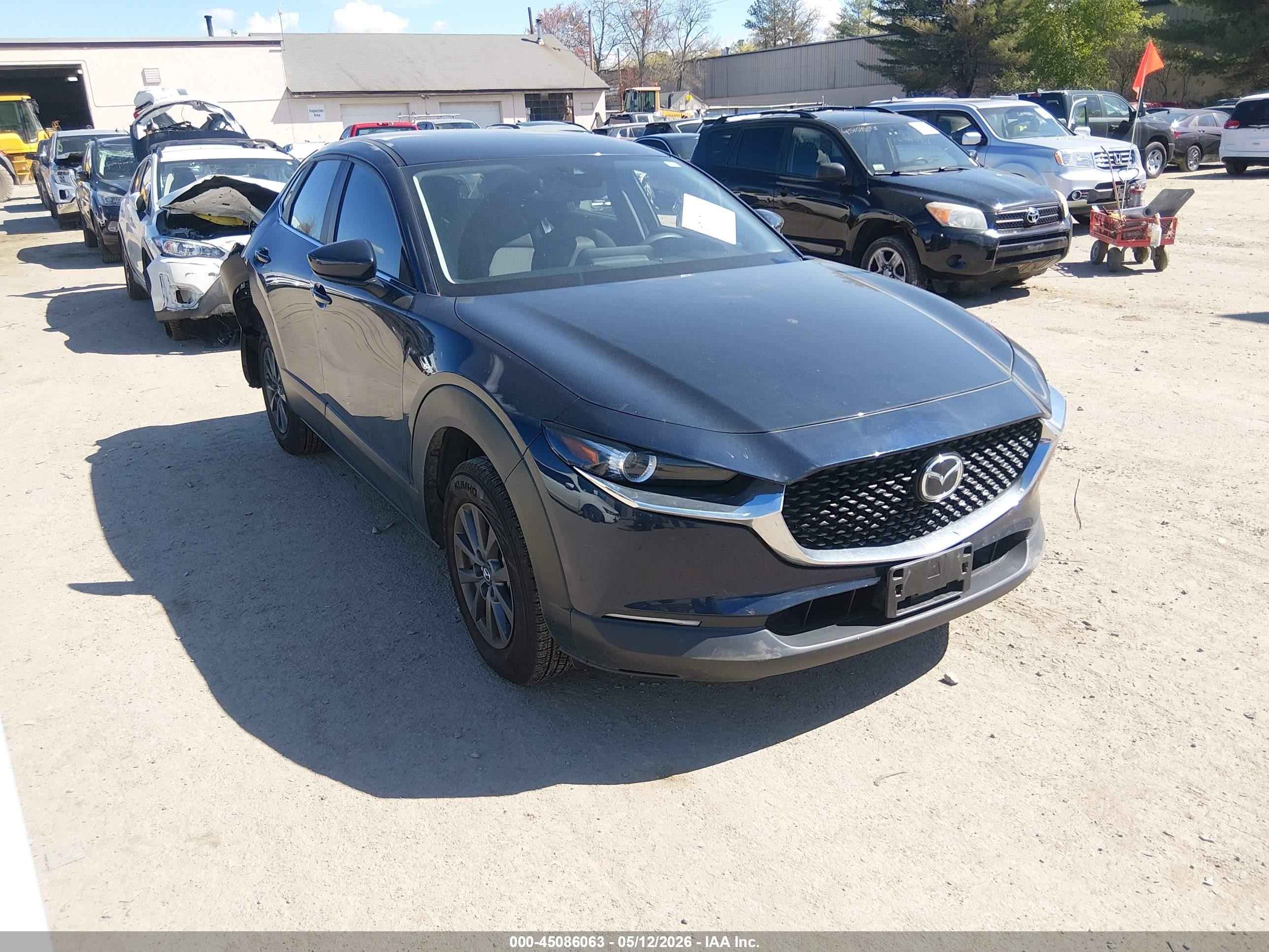 2023 Mazda CX-30 S, VIN 3MVDMBAM0PM509076 — Rear end