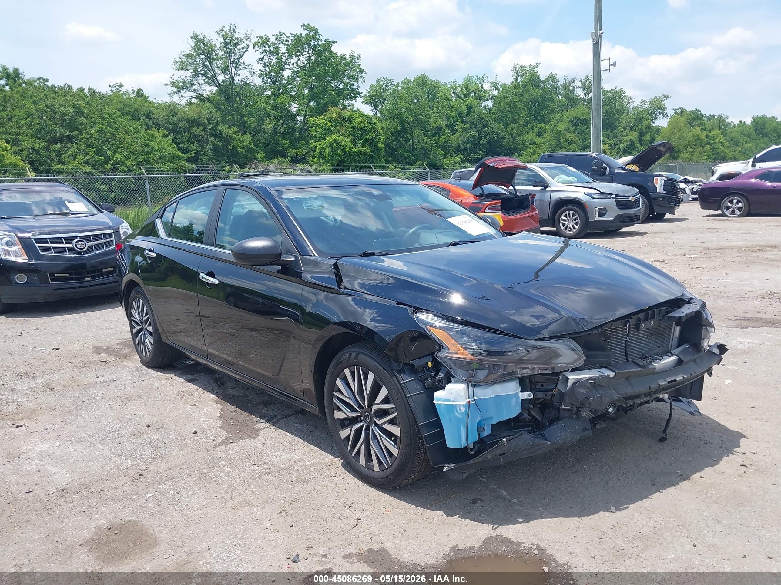 2025 Nissan Altima SV, VIN 1N4BL4DV9SN391089 — Front end