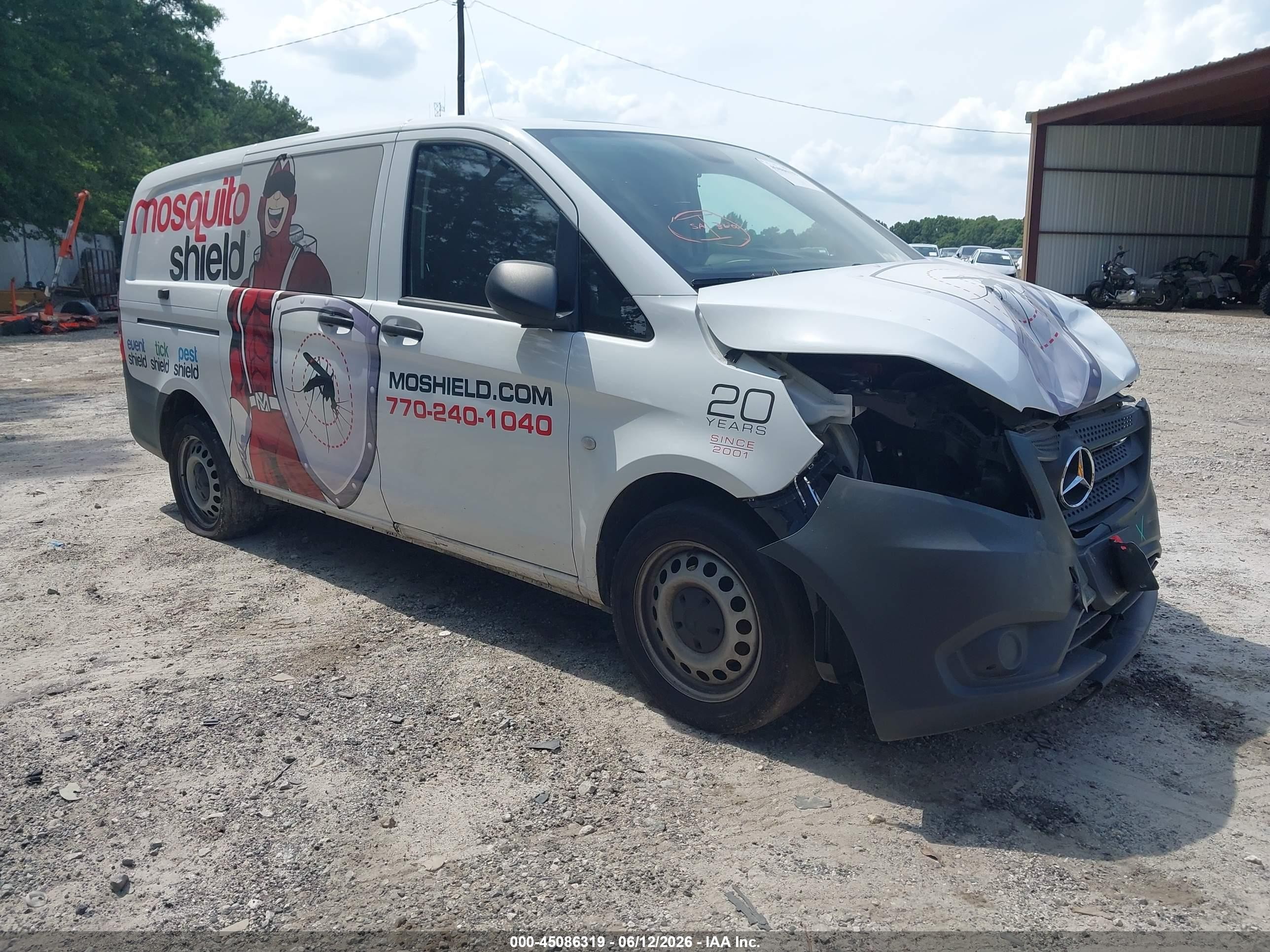2022 Mercedes-Benz Metris Cargo, VIN W1YV0BEYXN3988602 — Перед