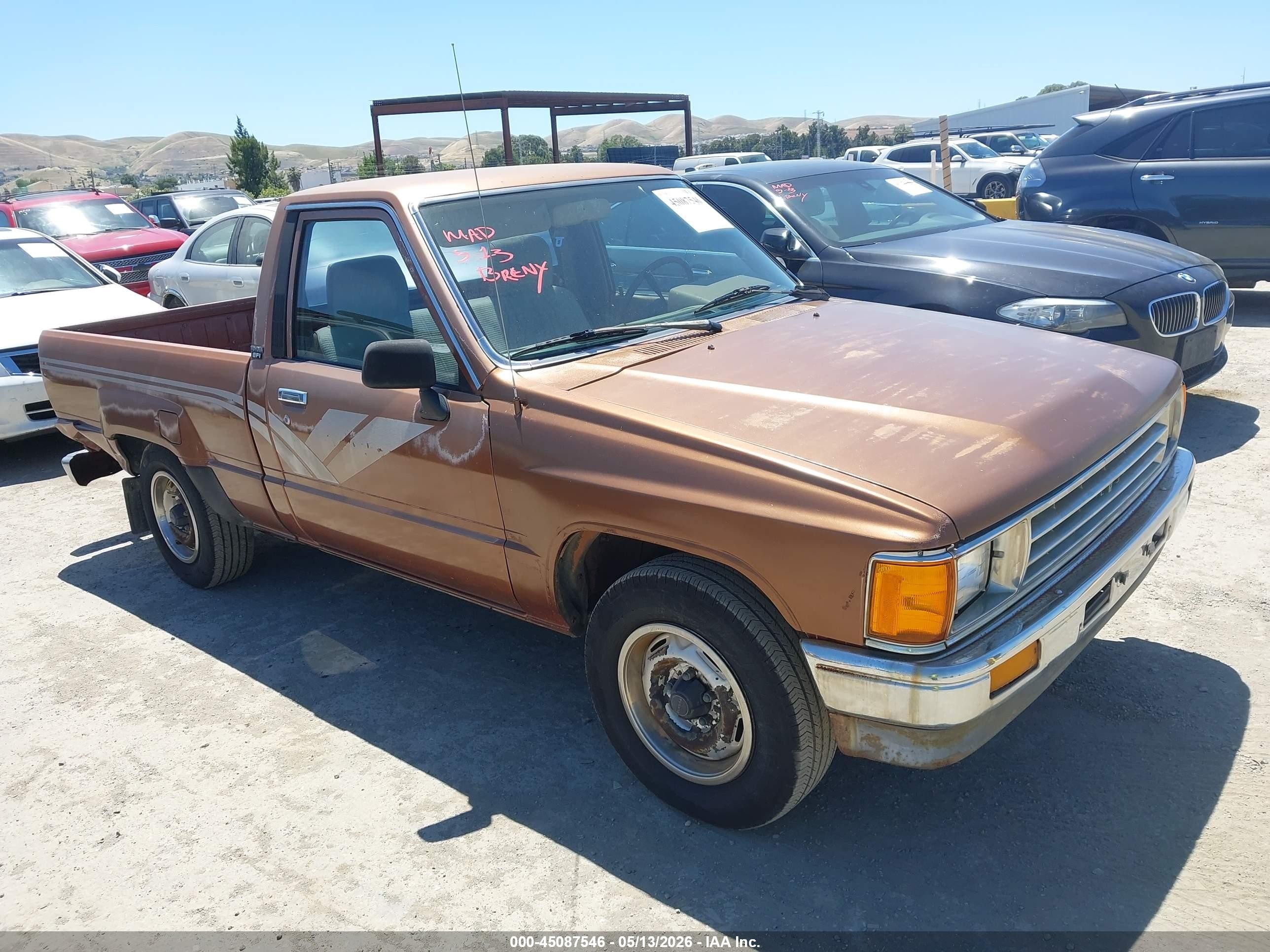 1988 Toyota Pickup, VIN JT4RN50A0J5168756 — Rear end