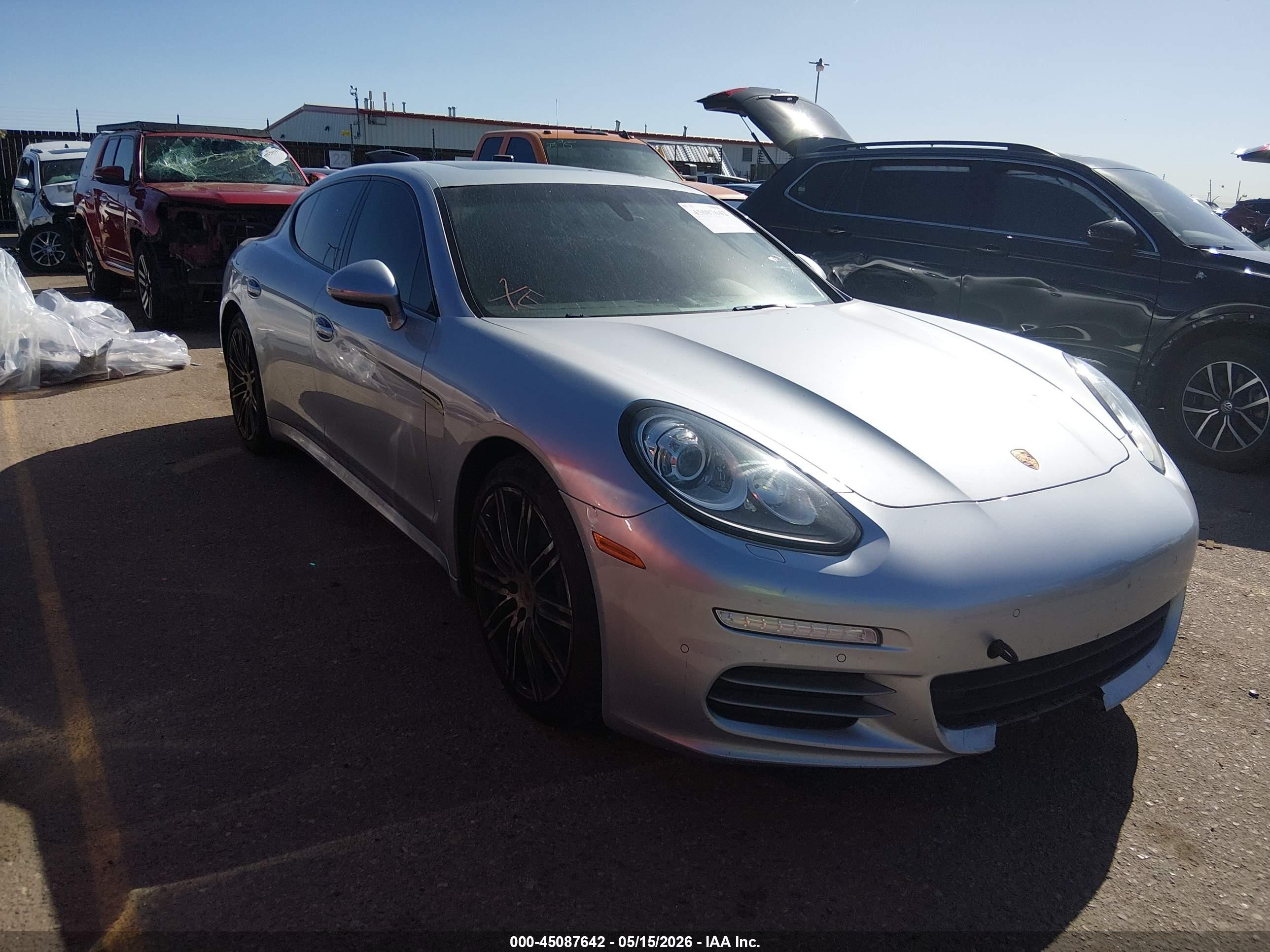 2015 Porsche Panamera 4, VIN WP0AA2A76FL003310 — Undercarriage