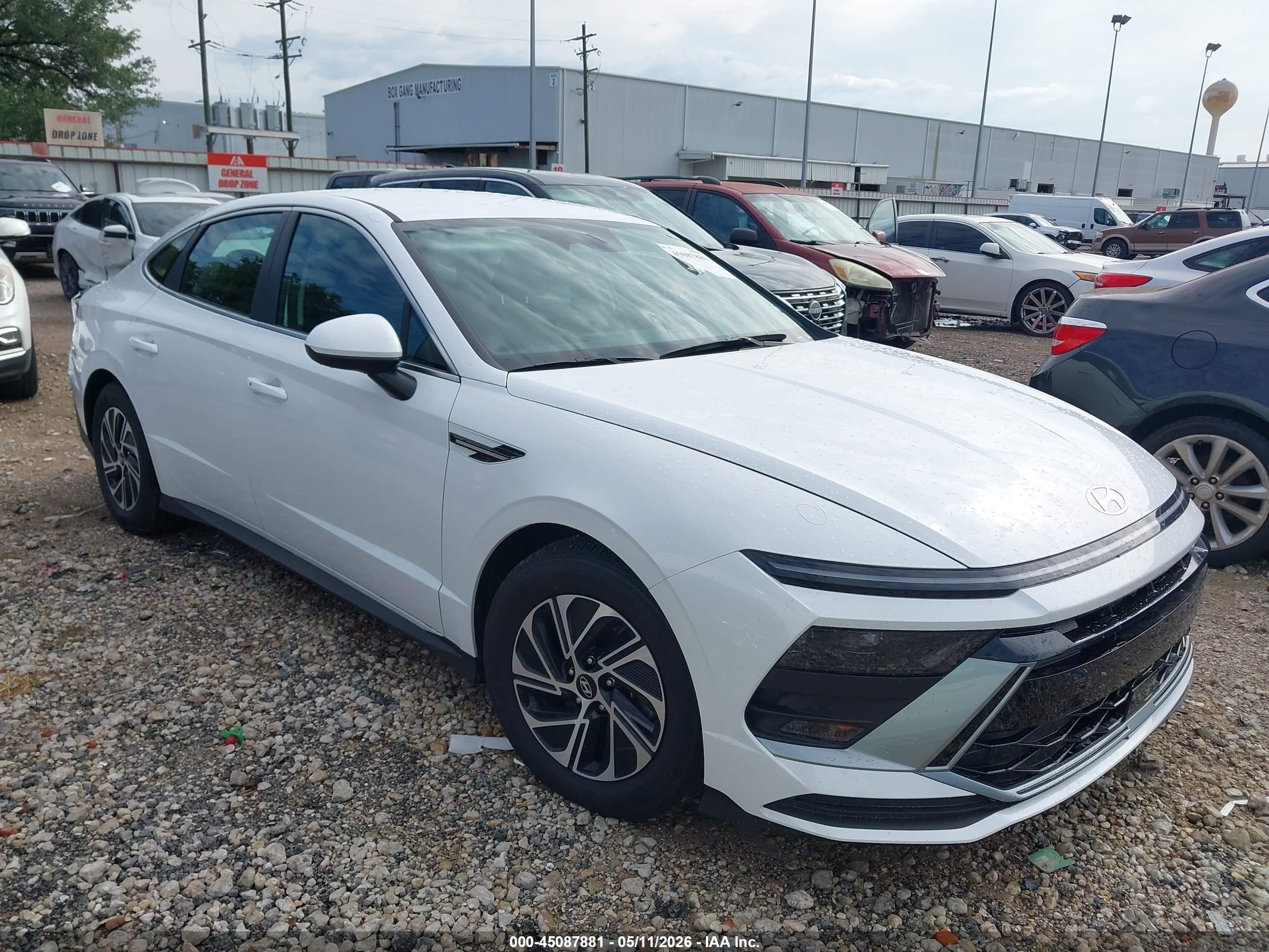2026 Hyundai Sonata Blue, VIN KMHL24JJ3TA146280 — Hail