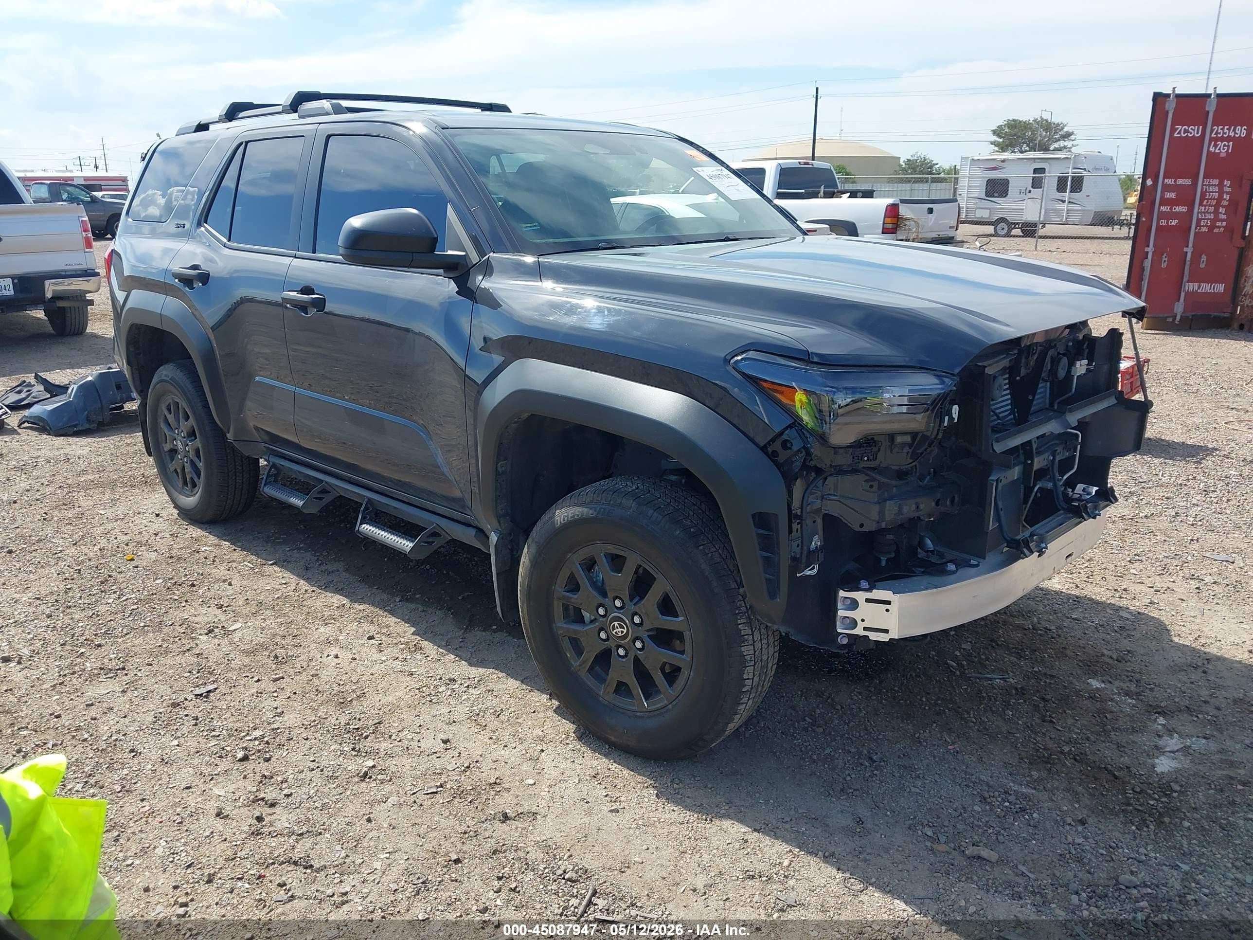 2025 Toyota 4Runner SR5, VIN JTEVA5AR5S5000672 — Front end