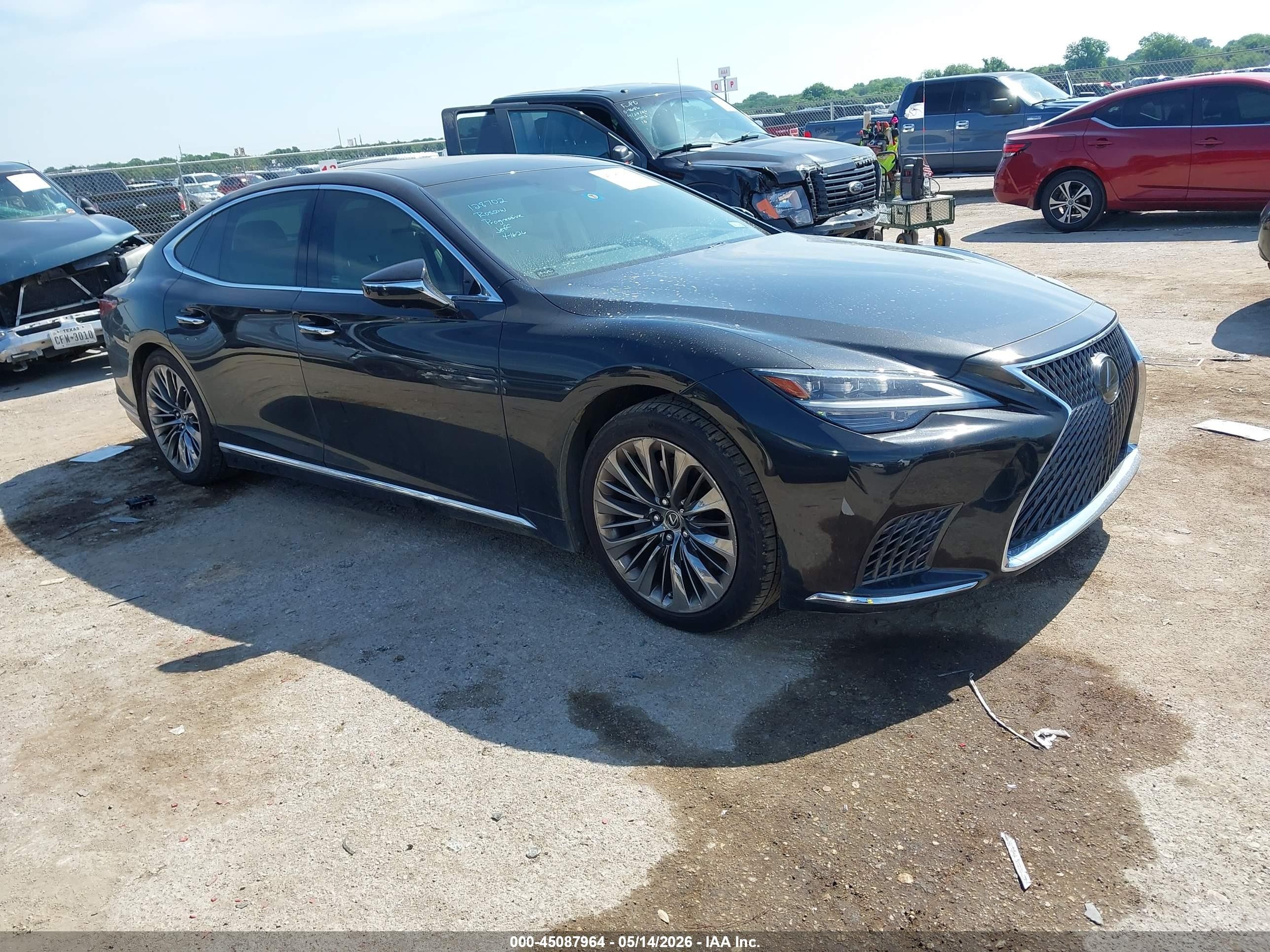 2021 Lexus LS 500, VIN JTHD51FF8M5015230 — Бок