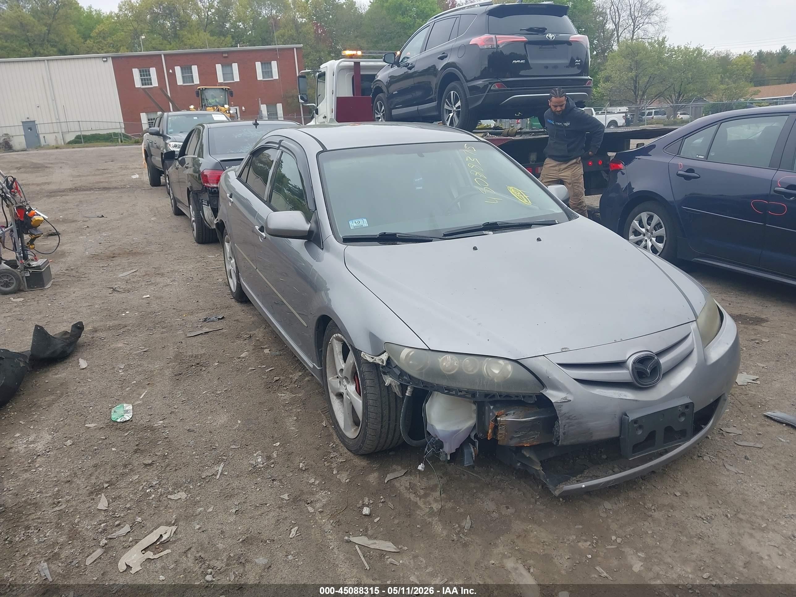 2007 Mazda 6 i Sport VE, VIN 1YVHP80C975M61535 — Front end