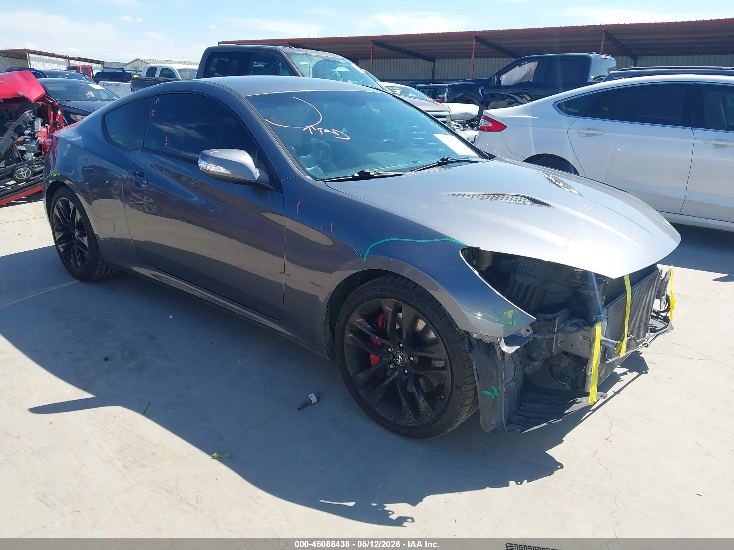 2014 Hyundai Genesis Coupe Ultimate, VIN KMHHU6KJ8EU120835 — Front end
