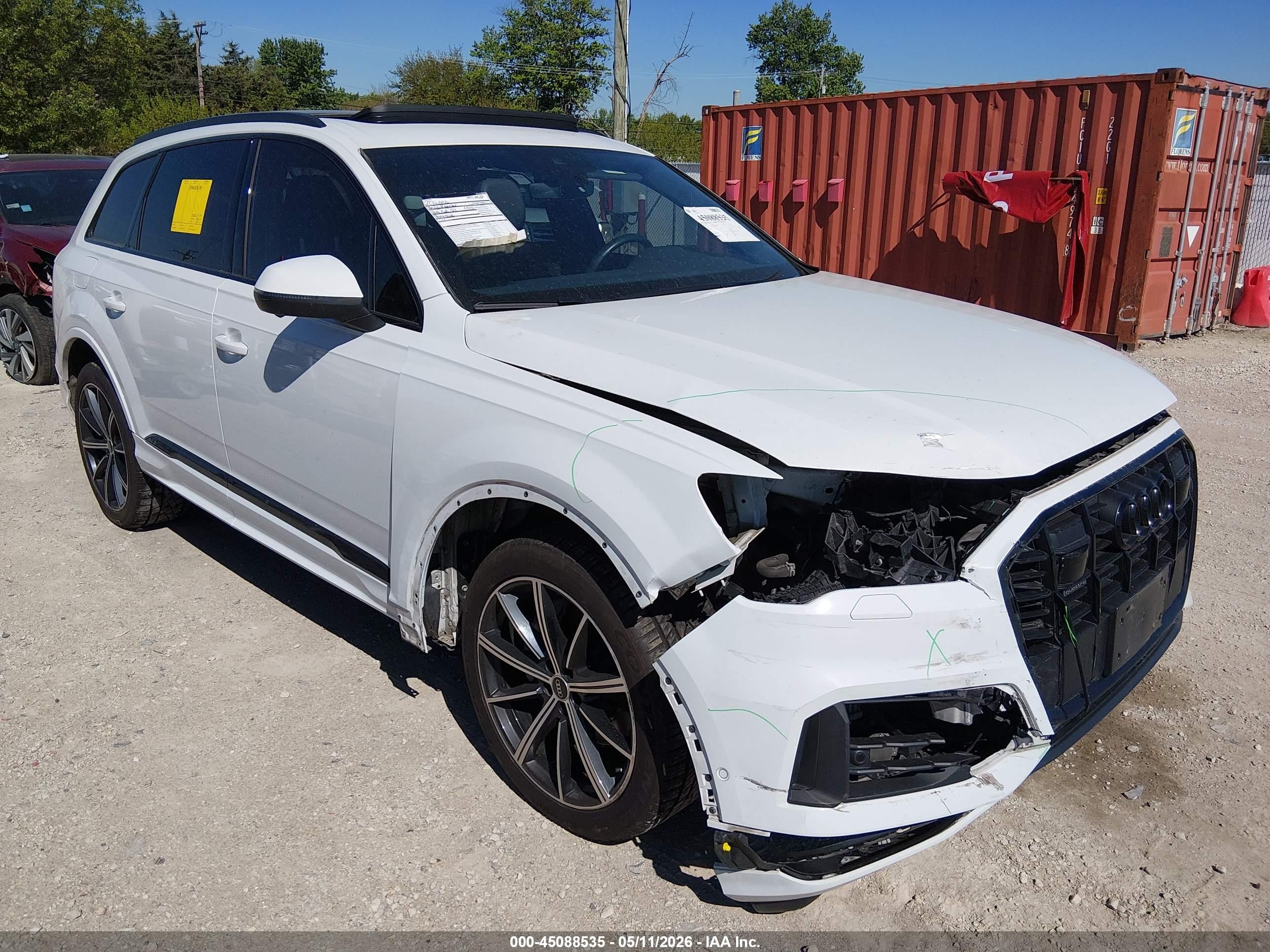 2022 Audi Q7 Premium Plus, VIN WA1LXBF76ND006324 — Not stated