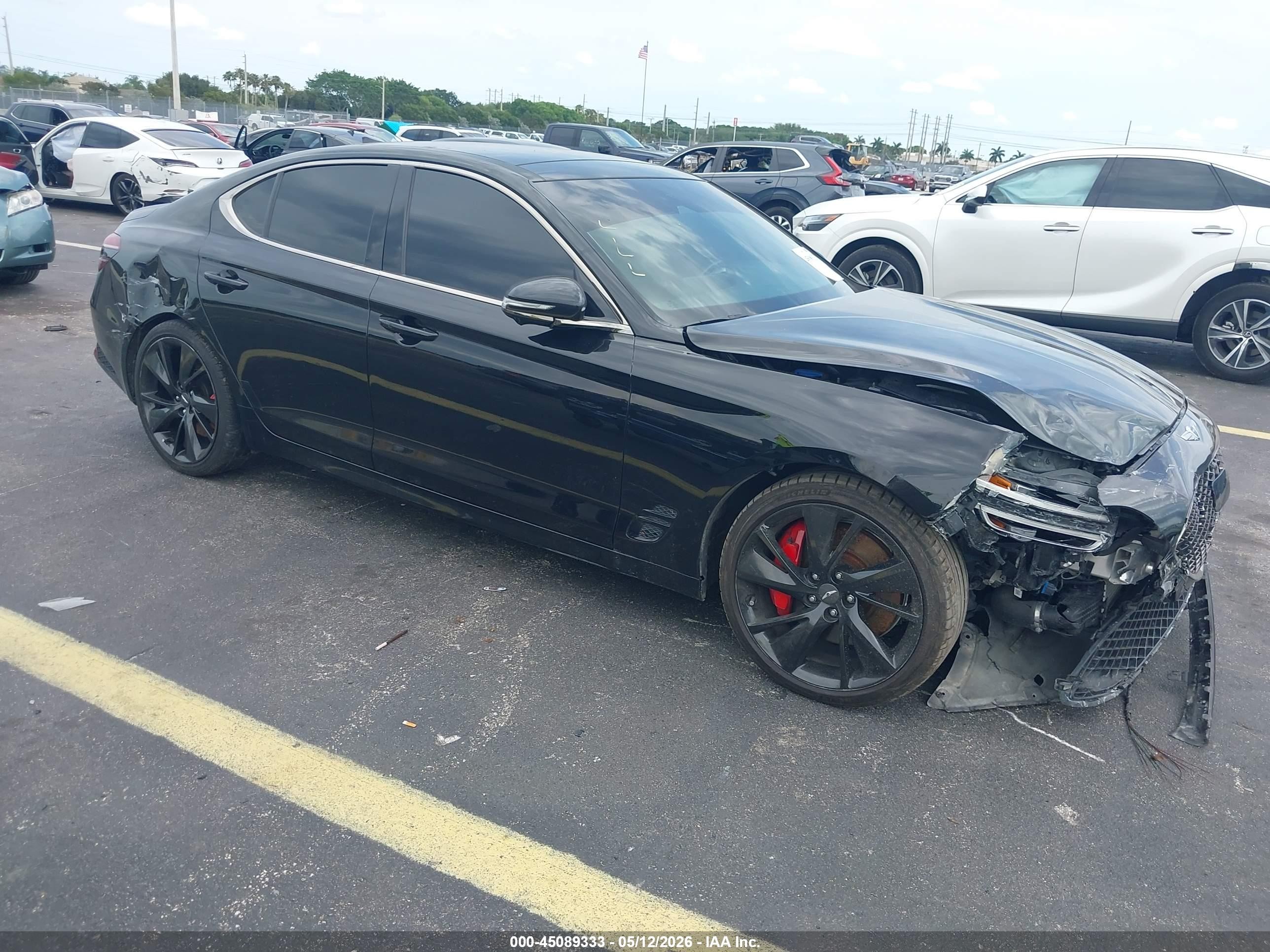 2022 Genesis G70 3.3T, VIN KMTG54TE1NU098892 — Side