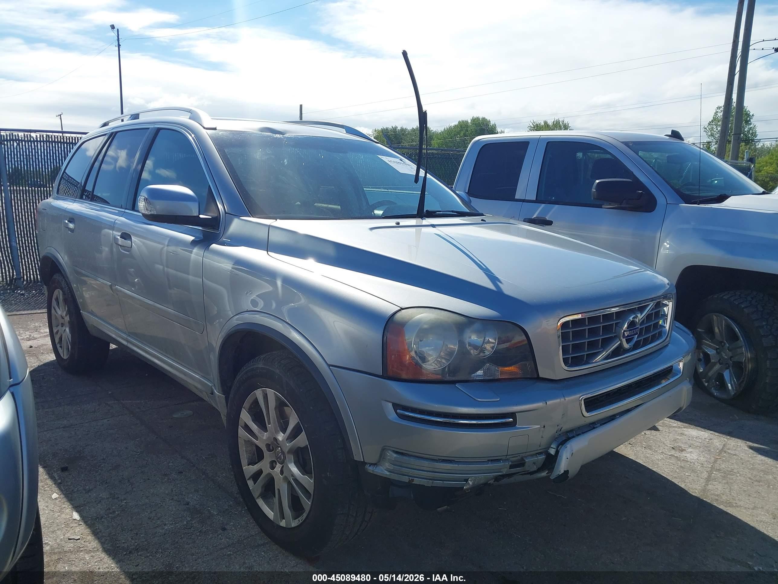 2013 Volvo XC90 Premier Plus, VIN YV4952CZ4D1637310 — Крыша