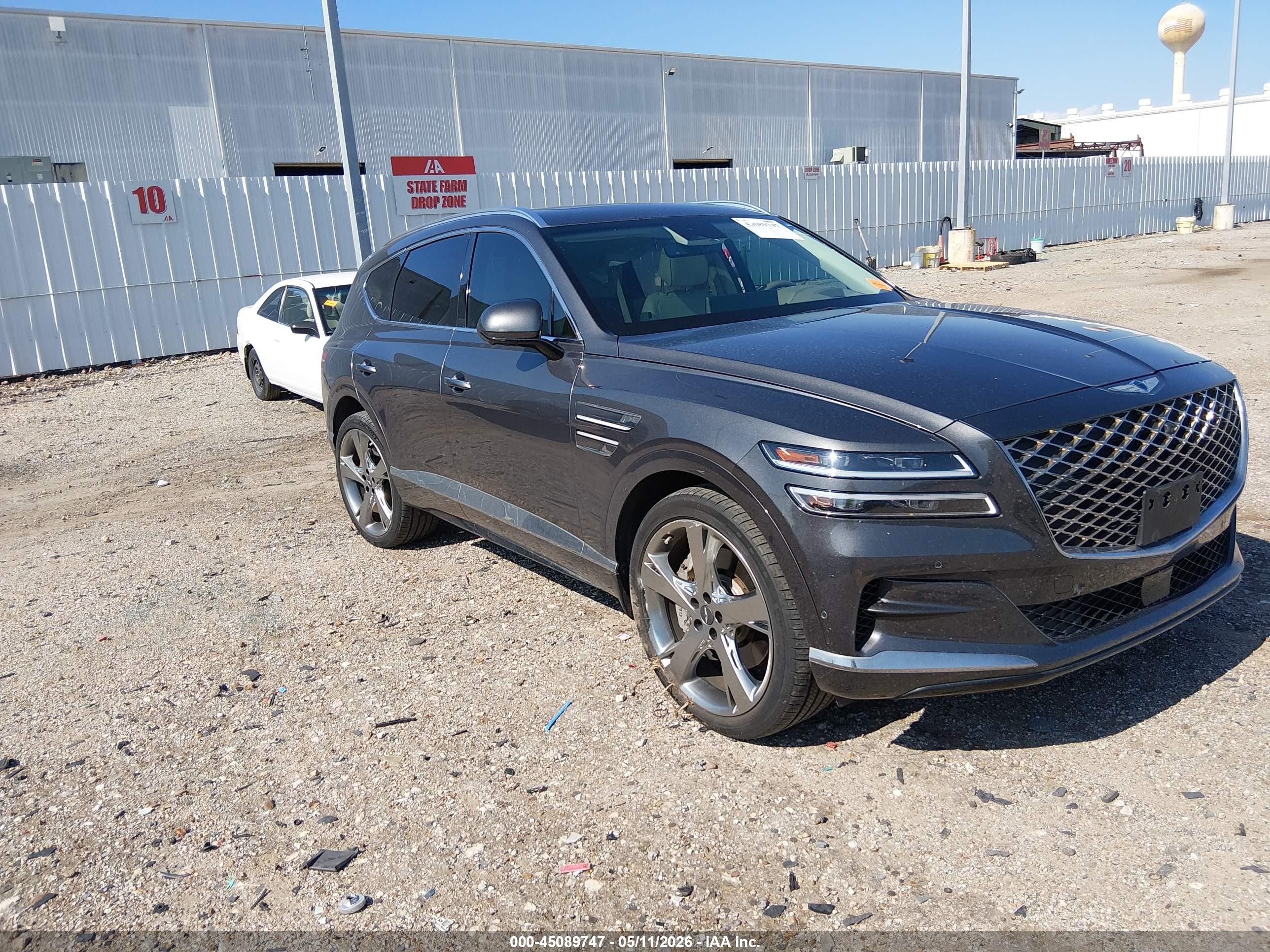2022 Genesis GV80, VIN KMUHBDSB8NU092359 — Side