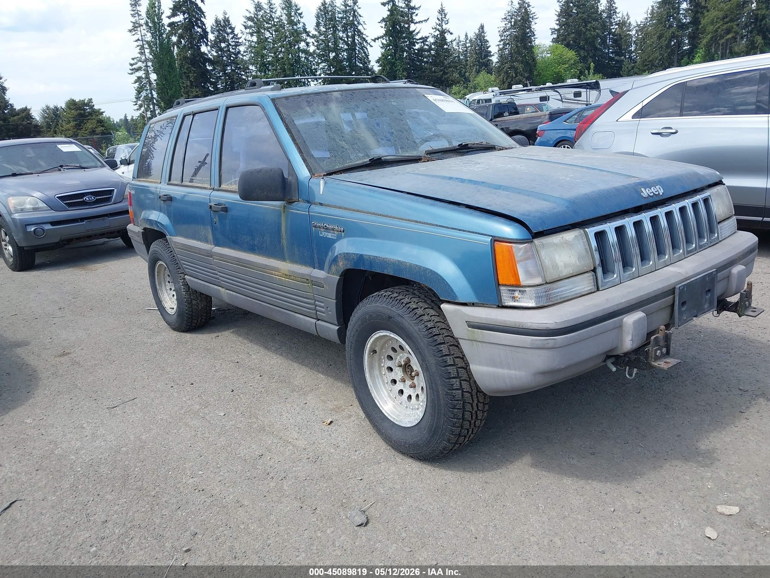 1994 Jeep Grand Cherokee Laredo, VIN 1J4GZ58SXRC357537 — Normal wear