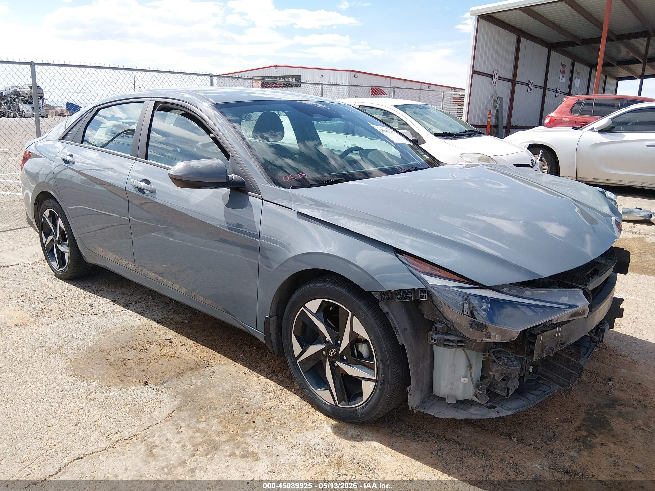 2023 Hyundai Elantra SEL, VIN KMHLS4AG5PU439252 — Front end