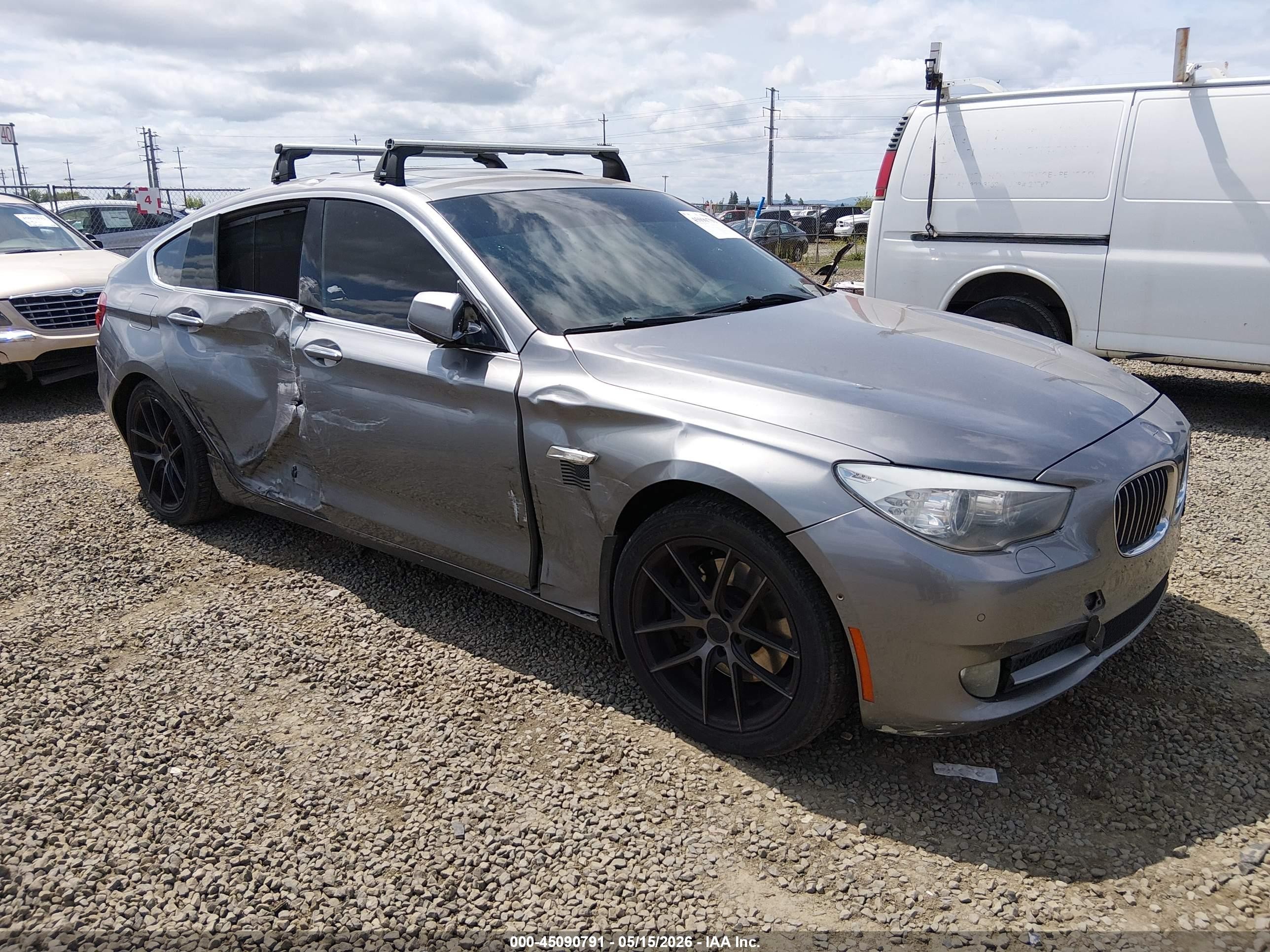 2011 BMW 5 Series 535i Gran Turismo, VIN WBASN2C50BC201697 — Side