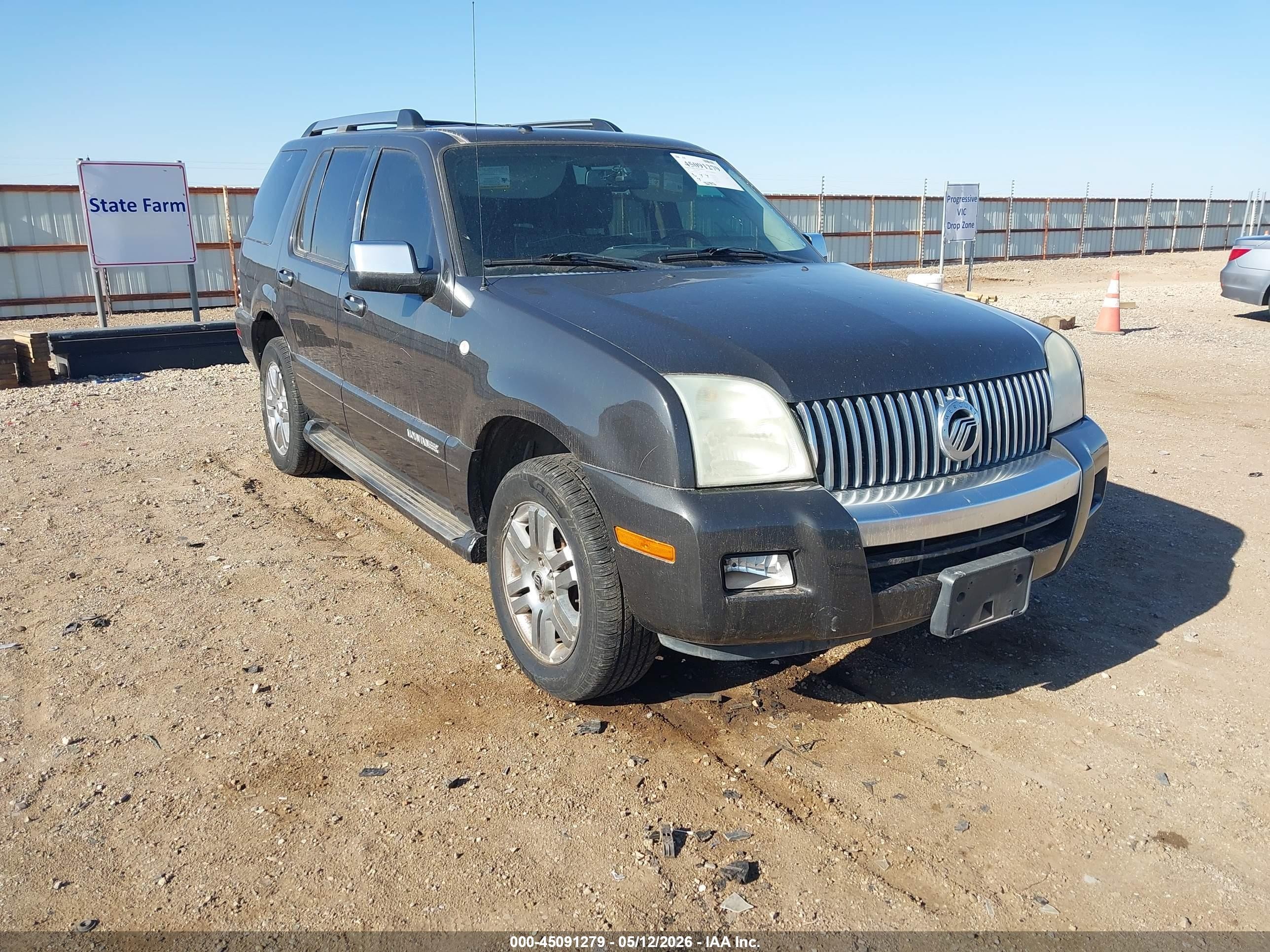 2007 Mercury Mountaineer Premier, VIN 4M2EU488X7UJ00213 — Rear end
