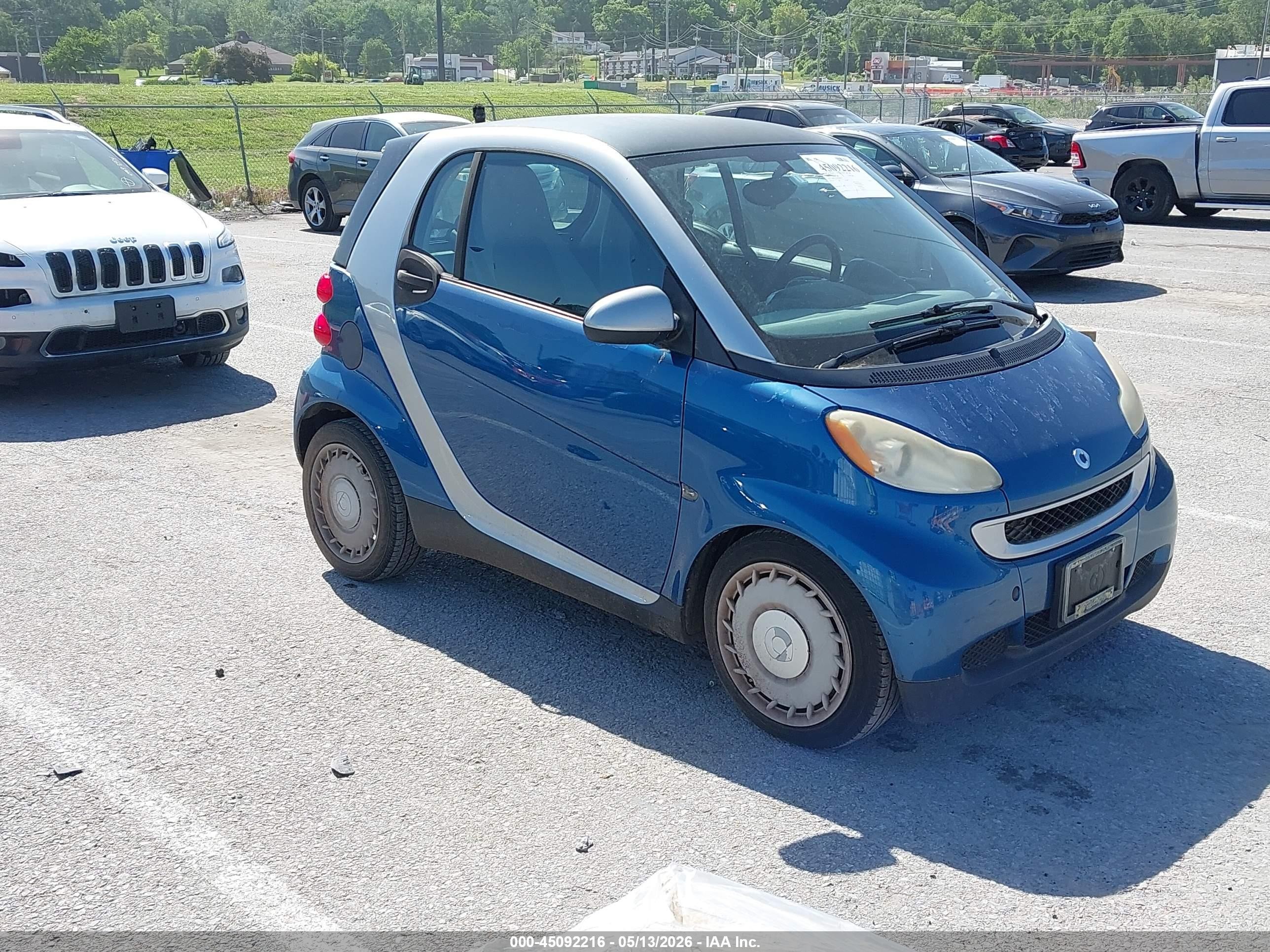 2009 Smart fortwo Pure, VIN WMEEJ31X39K299292 — Normal wear