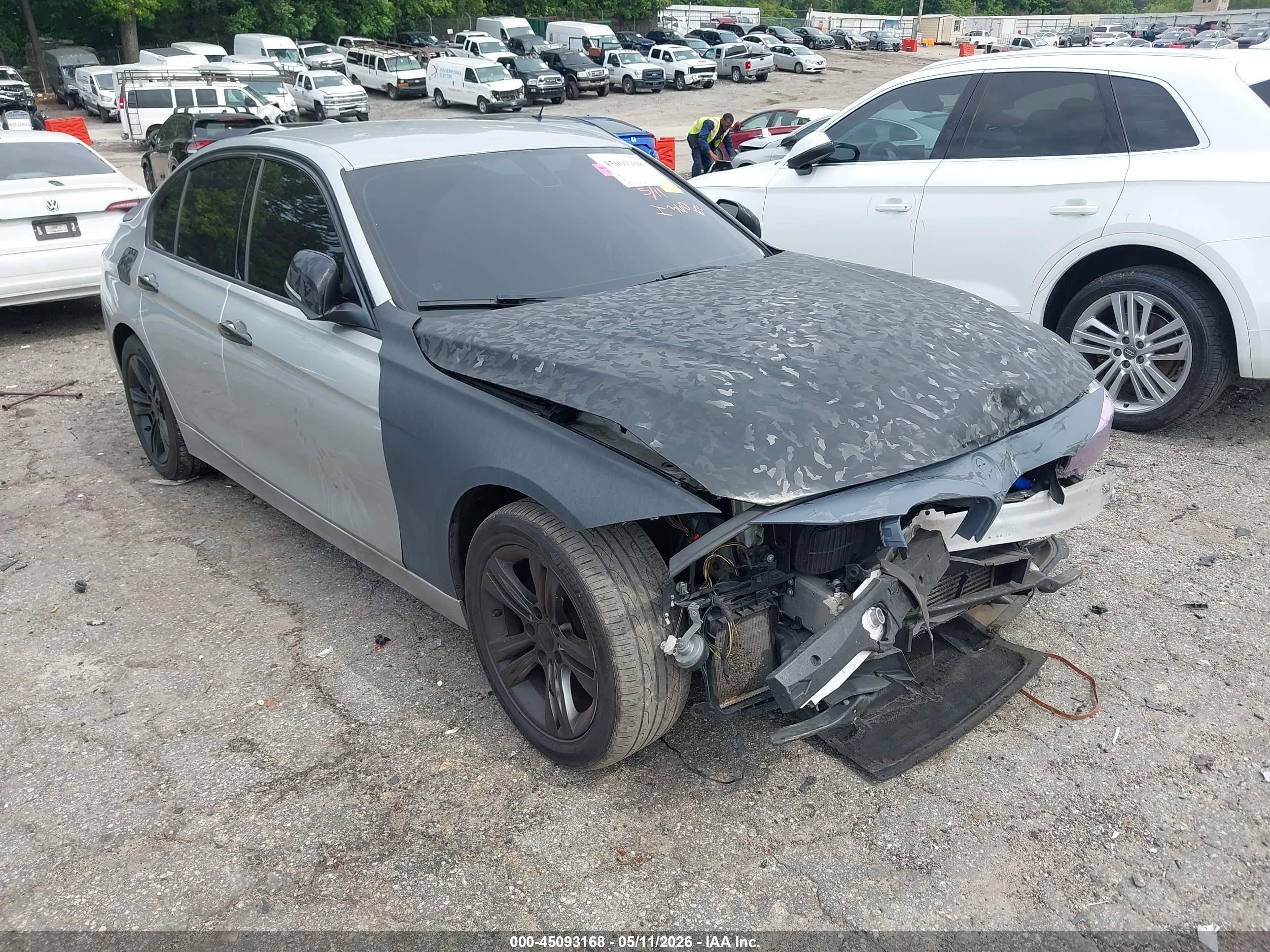 2016 BMW 3 Series 328i, VIN WBA8E9G51GNU28261 — Front end