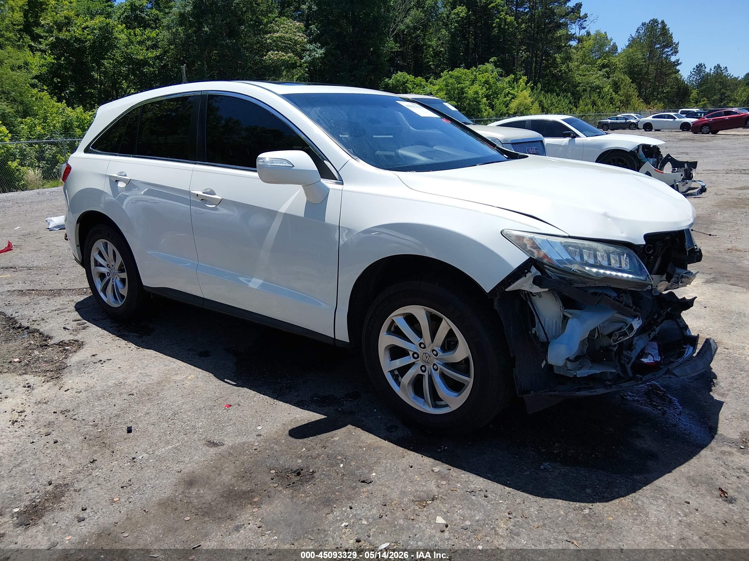 2017 Acura RDX Technology, VIN 5J8TB3H53HL004399 — Front end
