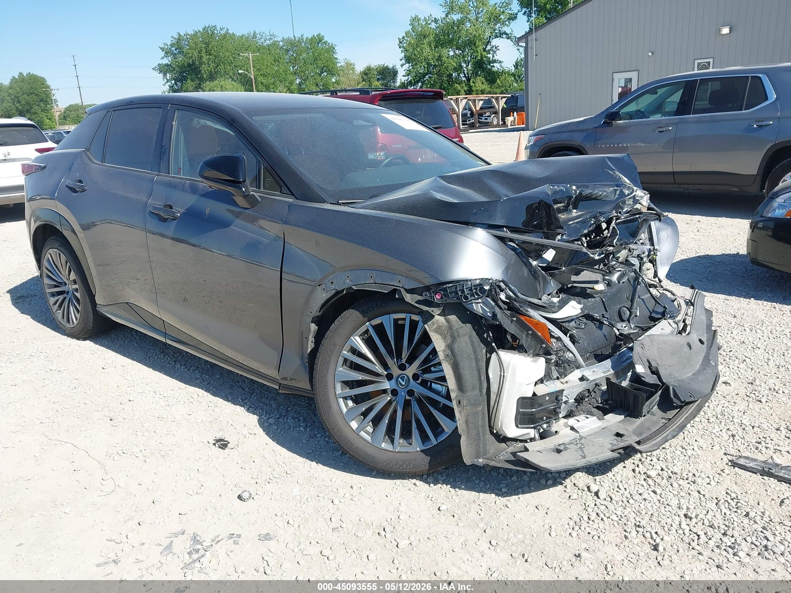 2023 Lexus RZ 450e Luxury, VIN JTJAAAAB3PA016542 — Front end