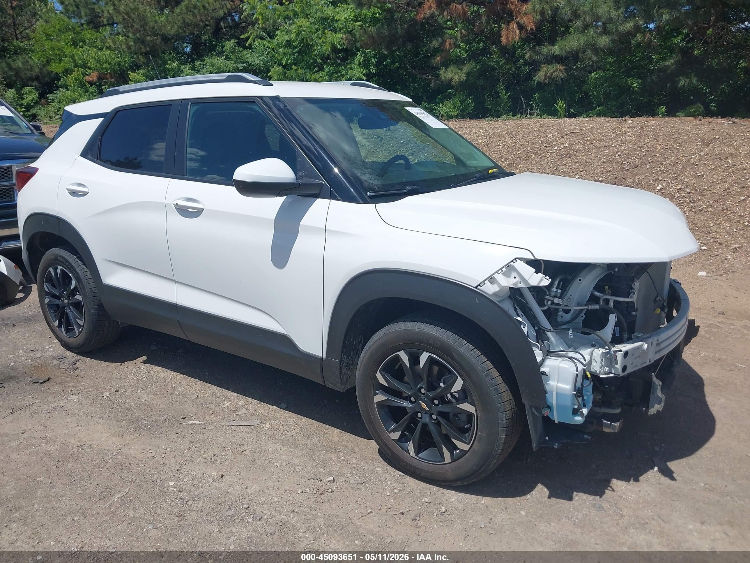 2022 Chevrolet TrailBlazer LT, VIN KL79MRSL5NB138293 — Front end