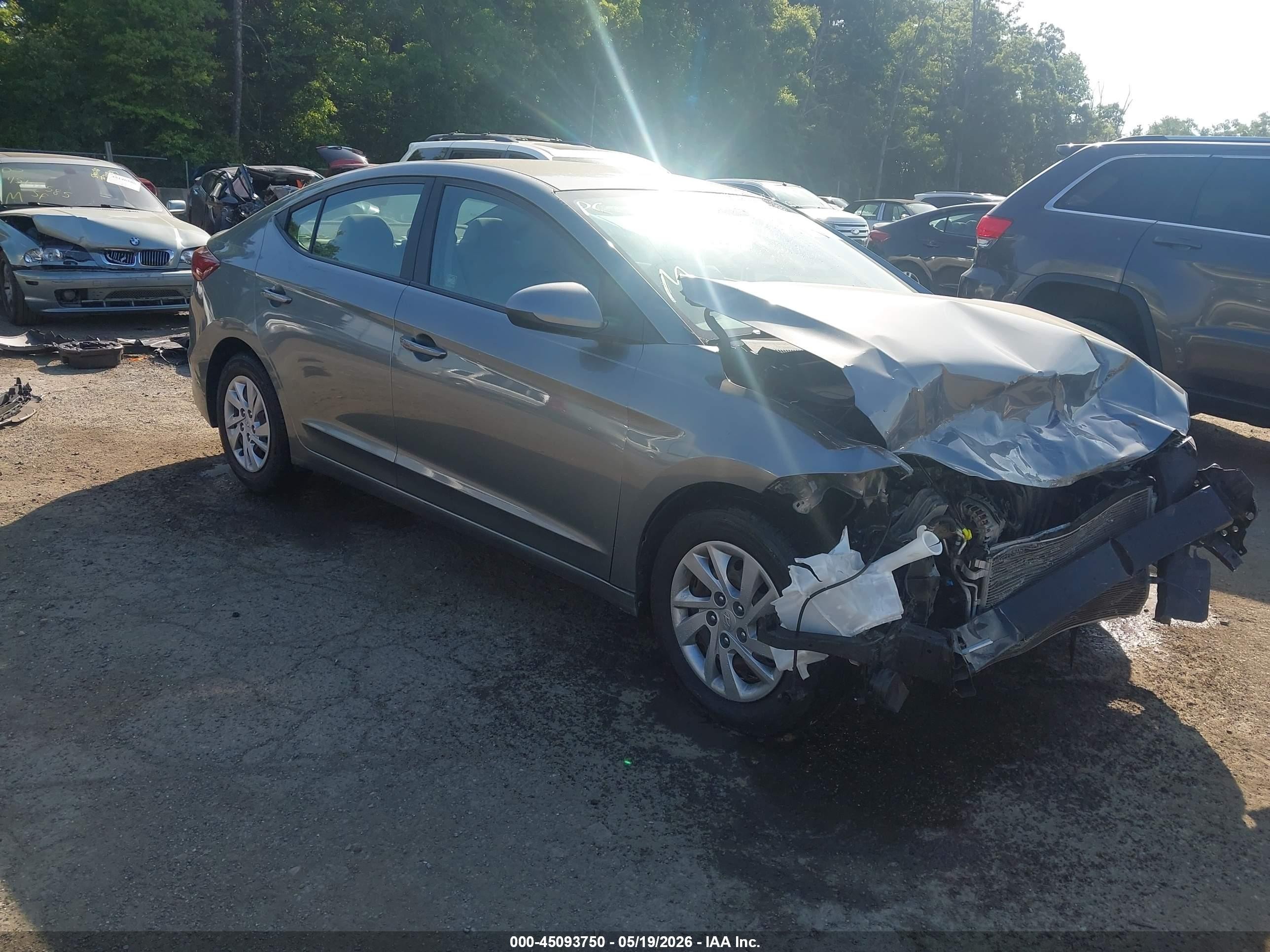 2018 Hyundai Elantra SE, VIN KMHD74LF4JU594344 — Front end
