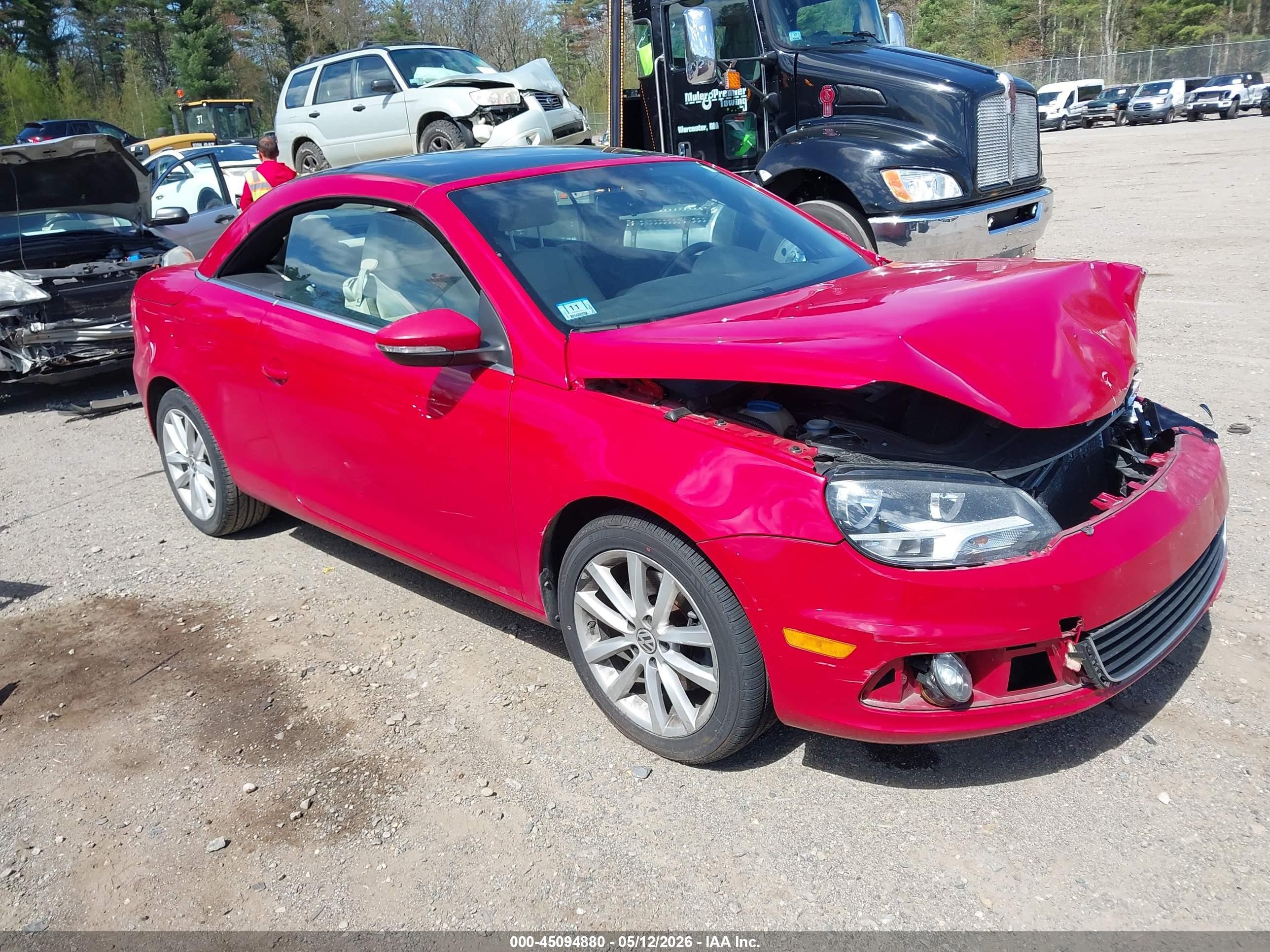 2012 Volkswagen Eos Komfort, VIN WVWBW7AH6CV002668 — Normal wear