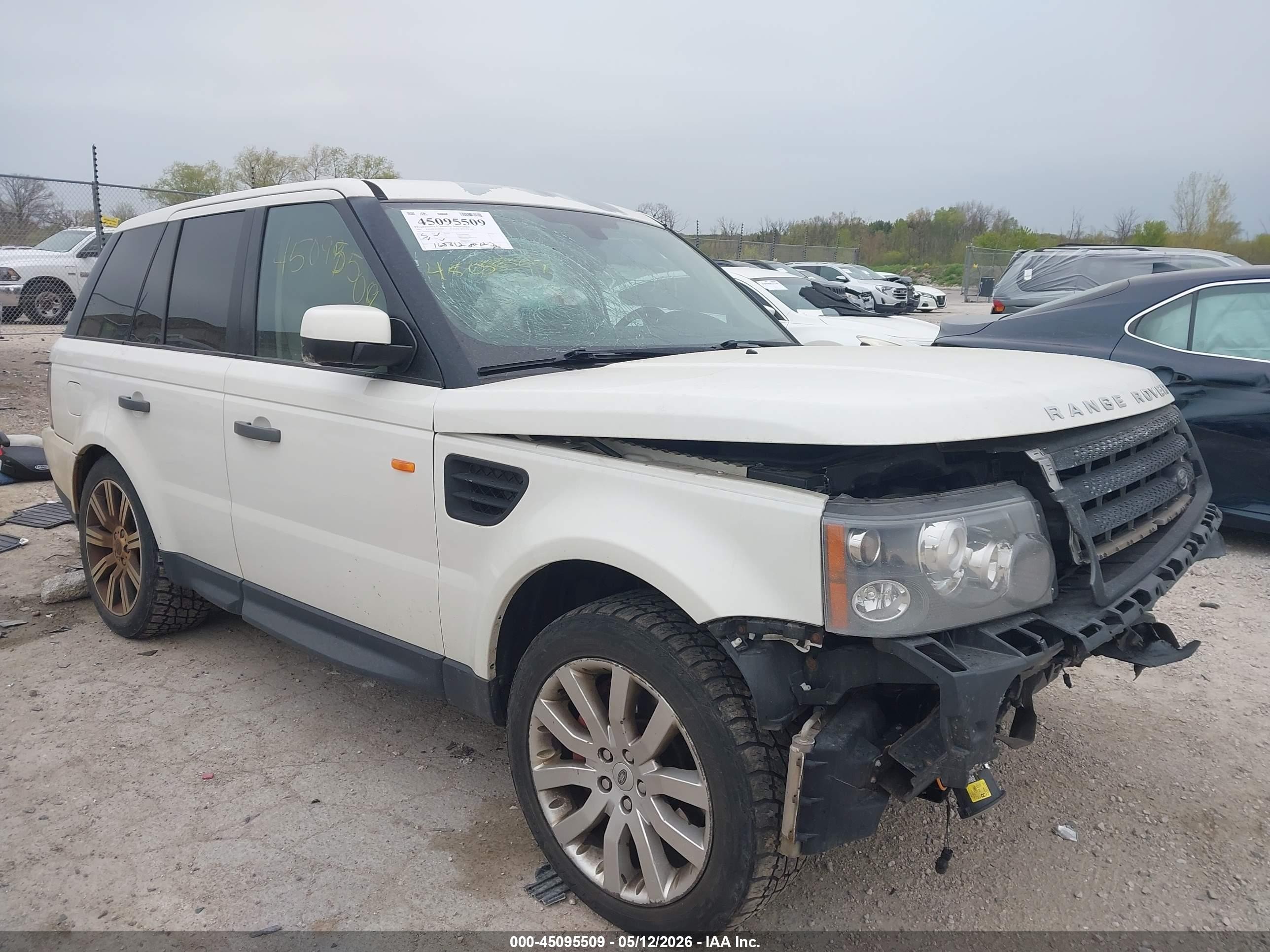 2007 Land Rover Range Rover Sport SC, VIN SALSH23497A119478 — Front end