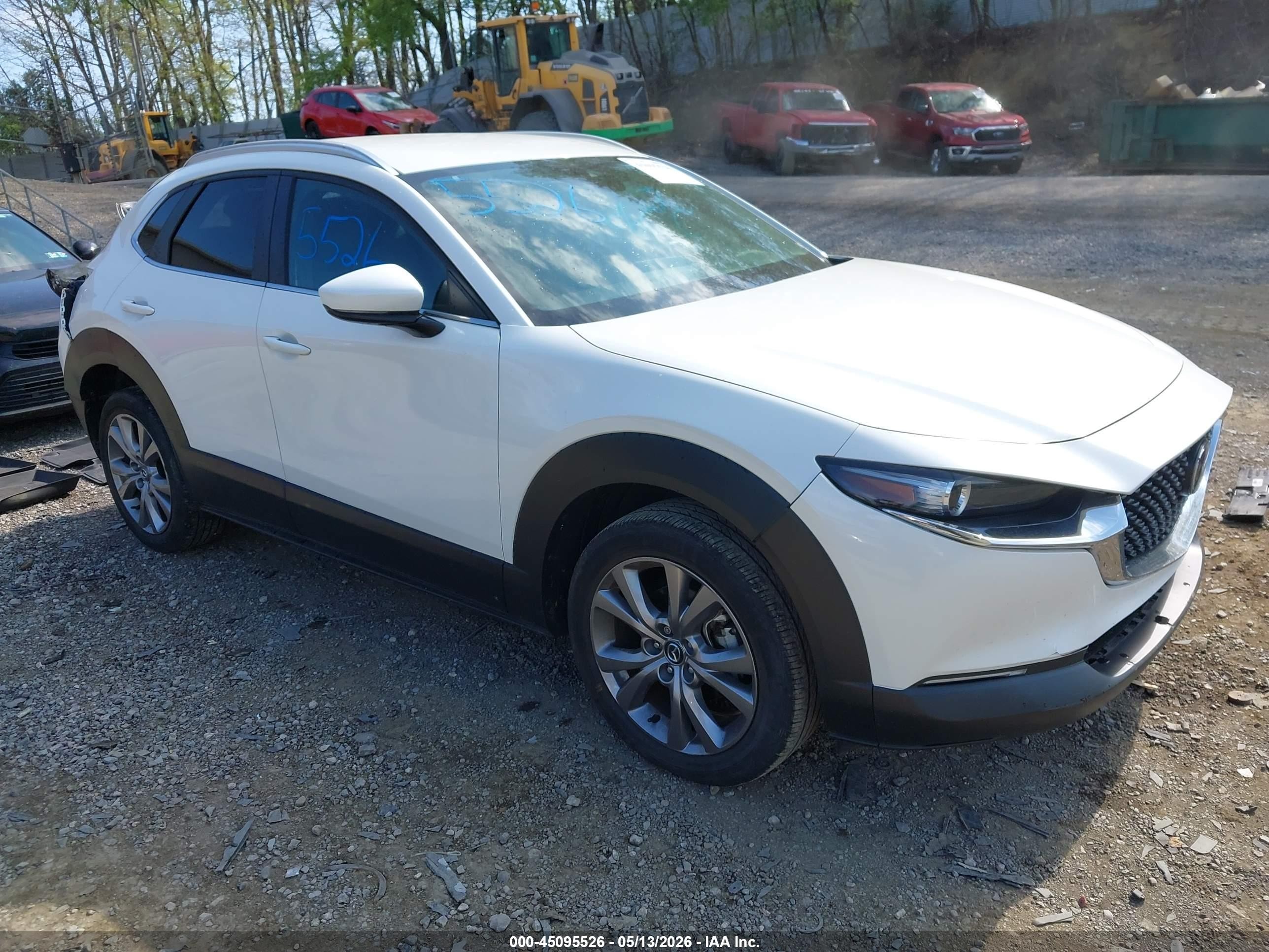 2022 Mazda CX-30 S Select, VIN 3MVDMBBL2NM411685 — Rear end