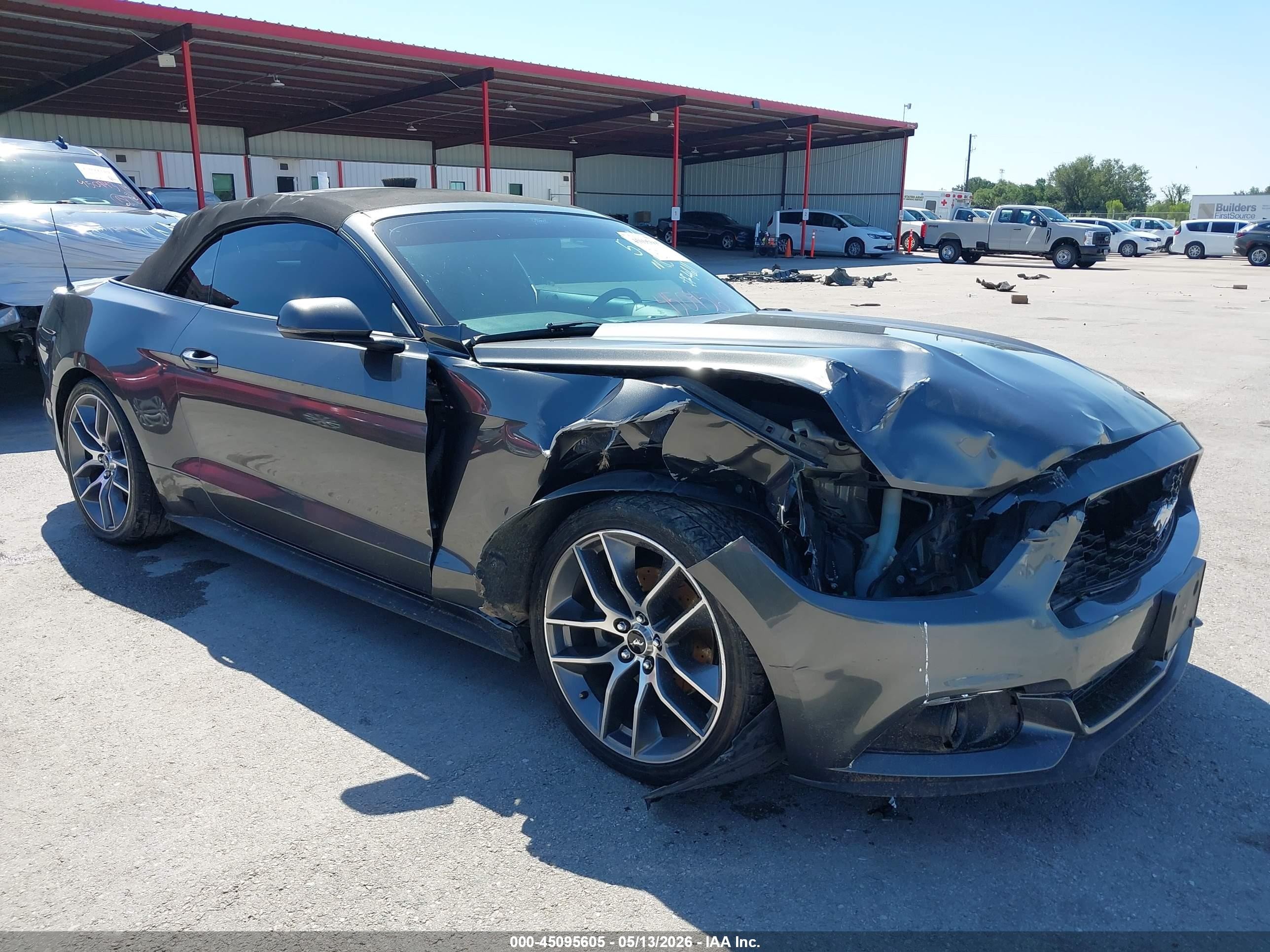 2016 Ford Mustang EcoBoost Premium, VIN 1FATP8UH5G5208935 — Front end