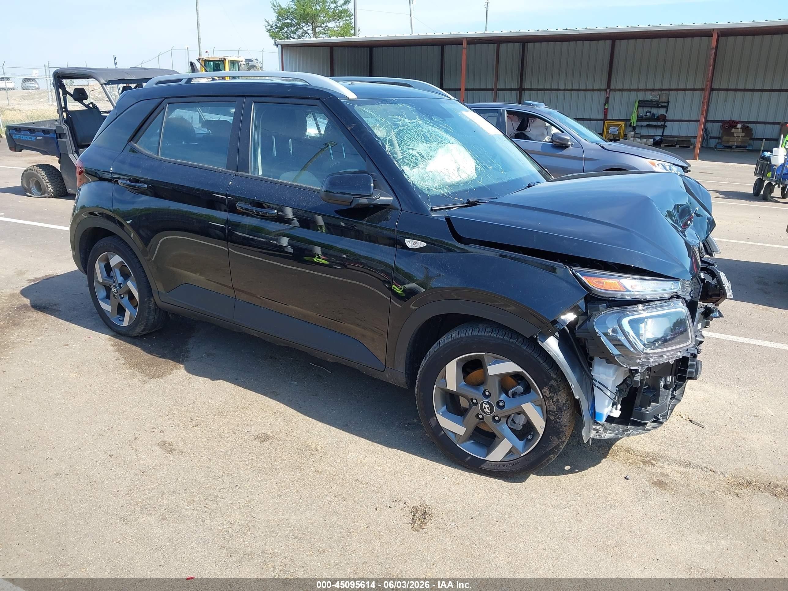 2025 Hyundai Venue SEL, VIN KMHRC8A33SU383722 — Front end