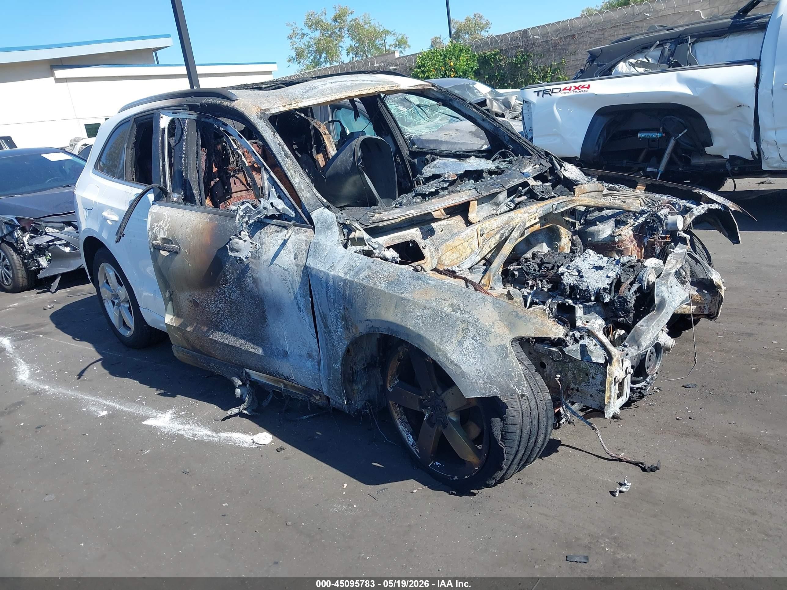 2012 Audi Q5 Premium Plus, VIN WA1LFAFP2CA088760 — Burn