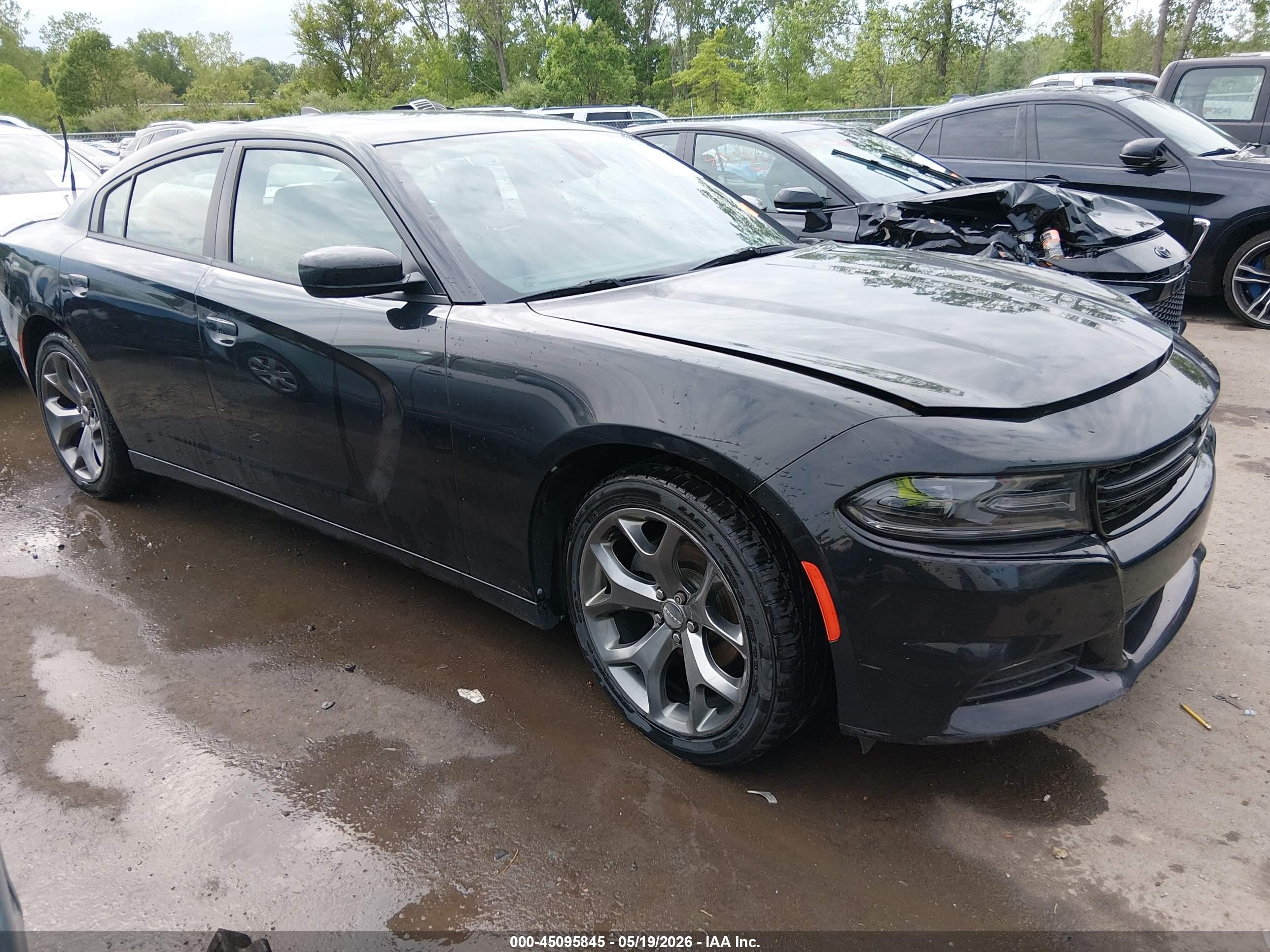 2015 Dodge Charger SXT, VIN 2C3CDXHG6FH841194 — Fresh water flood